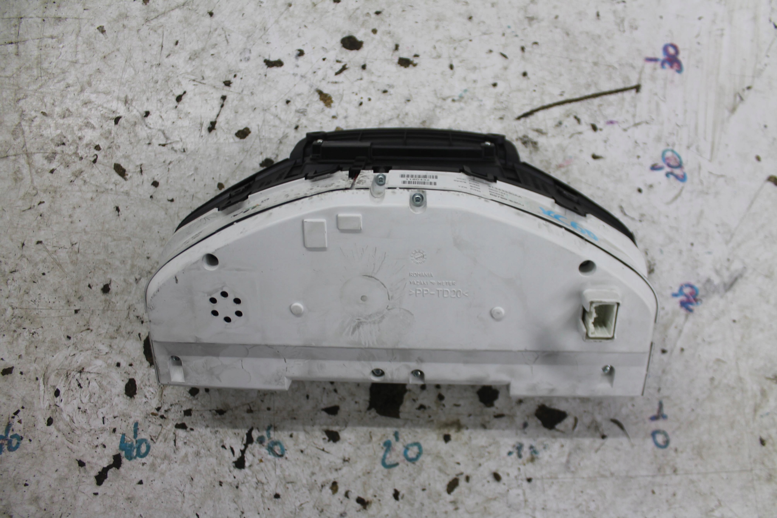 dials dials 31343330AA VOLVO XC60 and 2.4 D5 08-13 UK