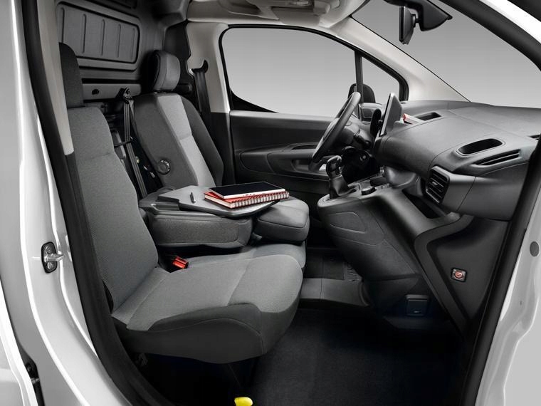 Citroen Berlingo 3 osoby od 2019 pokrowce NA MIARĘ Kod producenta 5+2074-195-3020