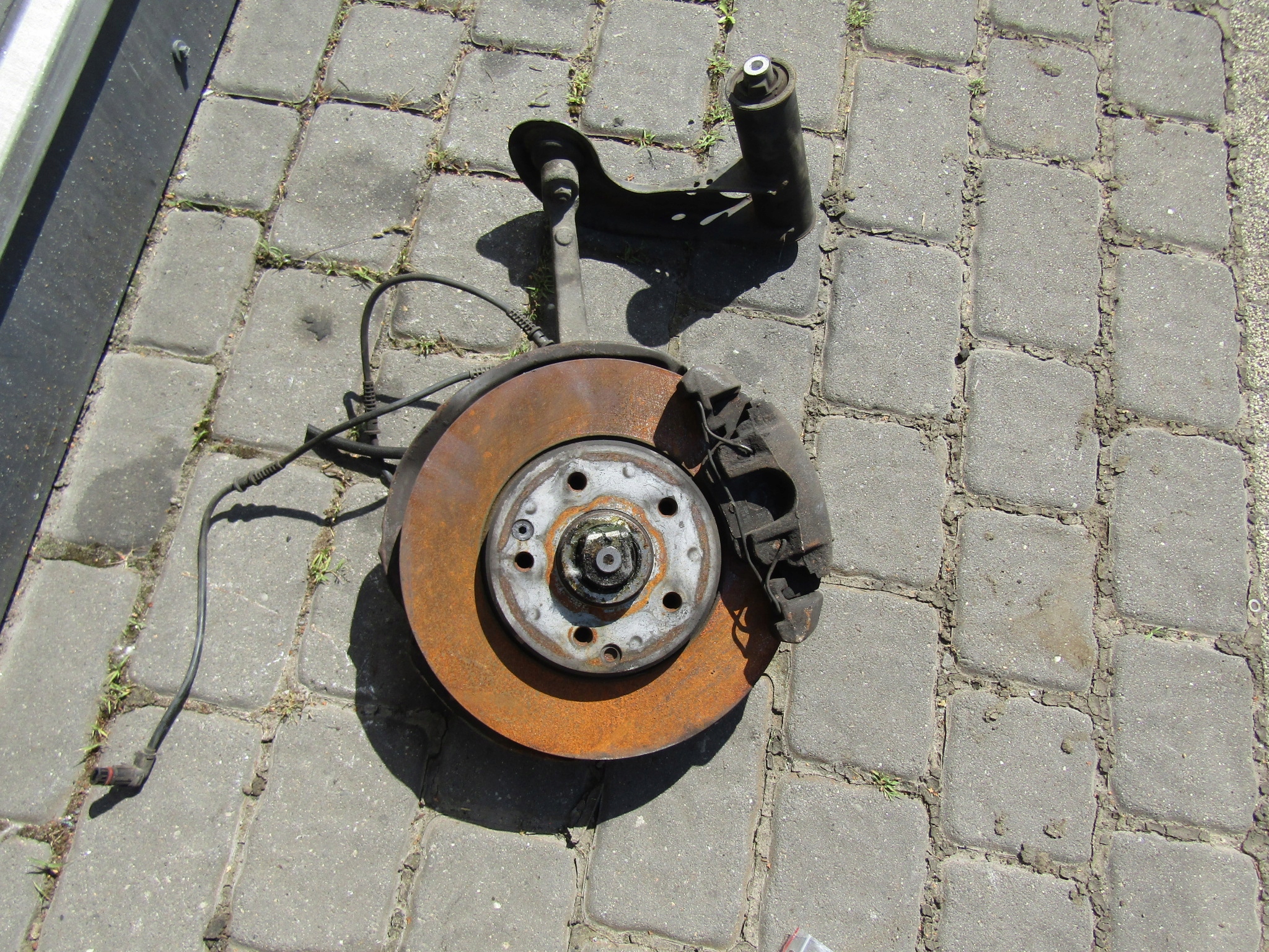 210230159 - 4 MERCEDES W210 2.9 TD маточина кросовер передній правий