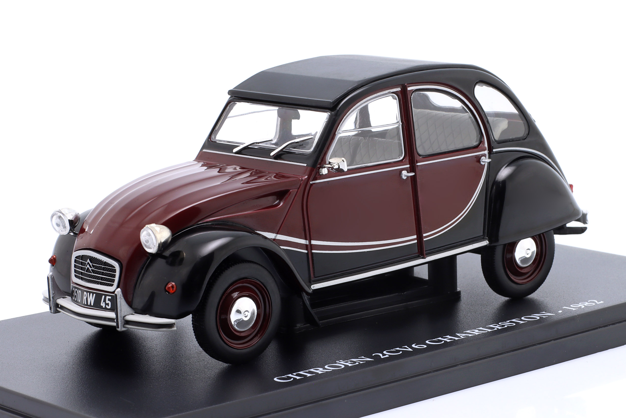 Citroen 2CV 6 2 CV 2CV6 Charleston 1982 Hachette 1:24 1/24 Model Vitrína