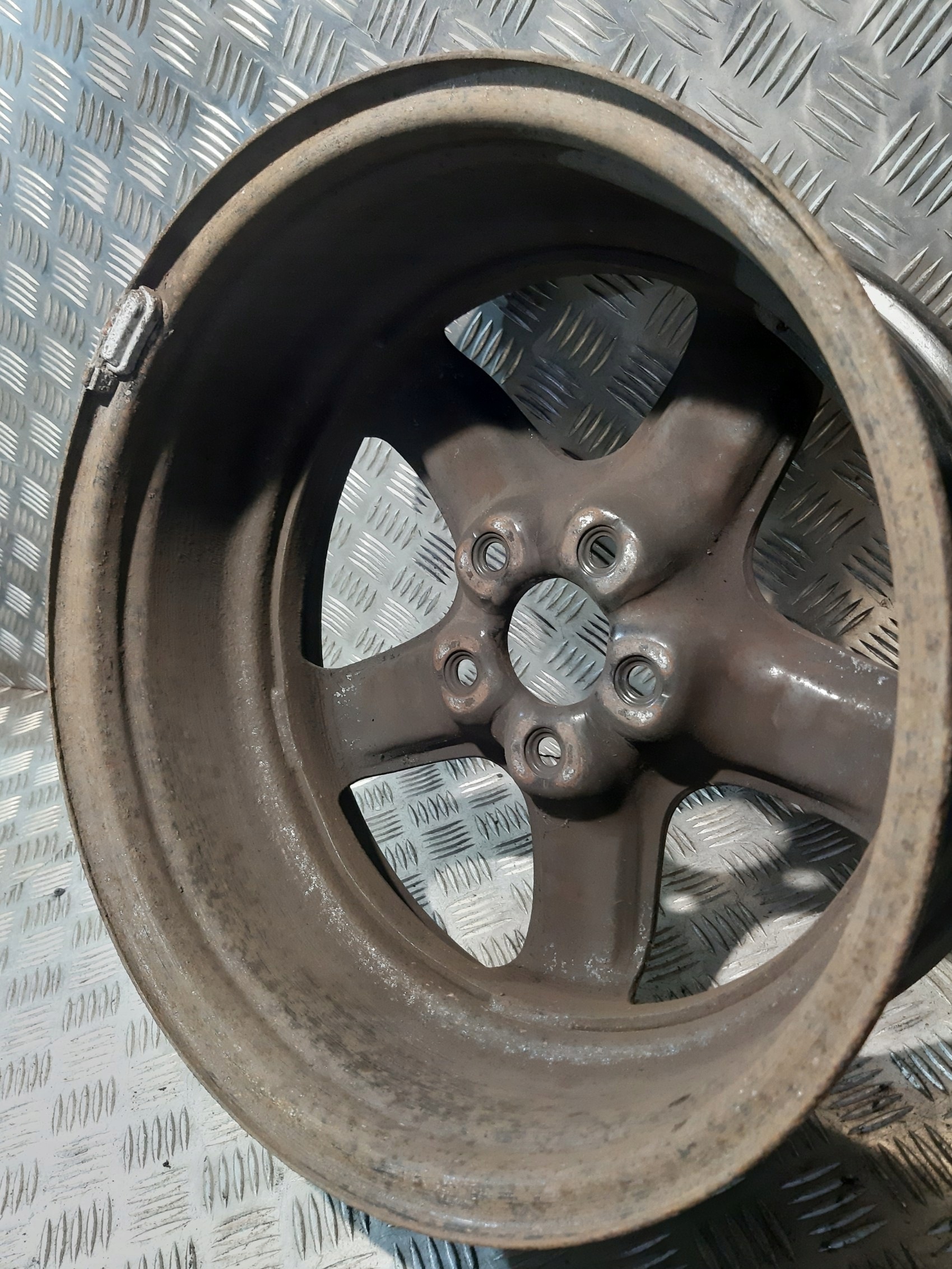 disk ocelová STRUKTURALNA OPEL 5x110 ET39 6.5J R16 2160131