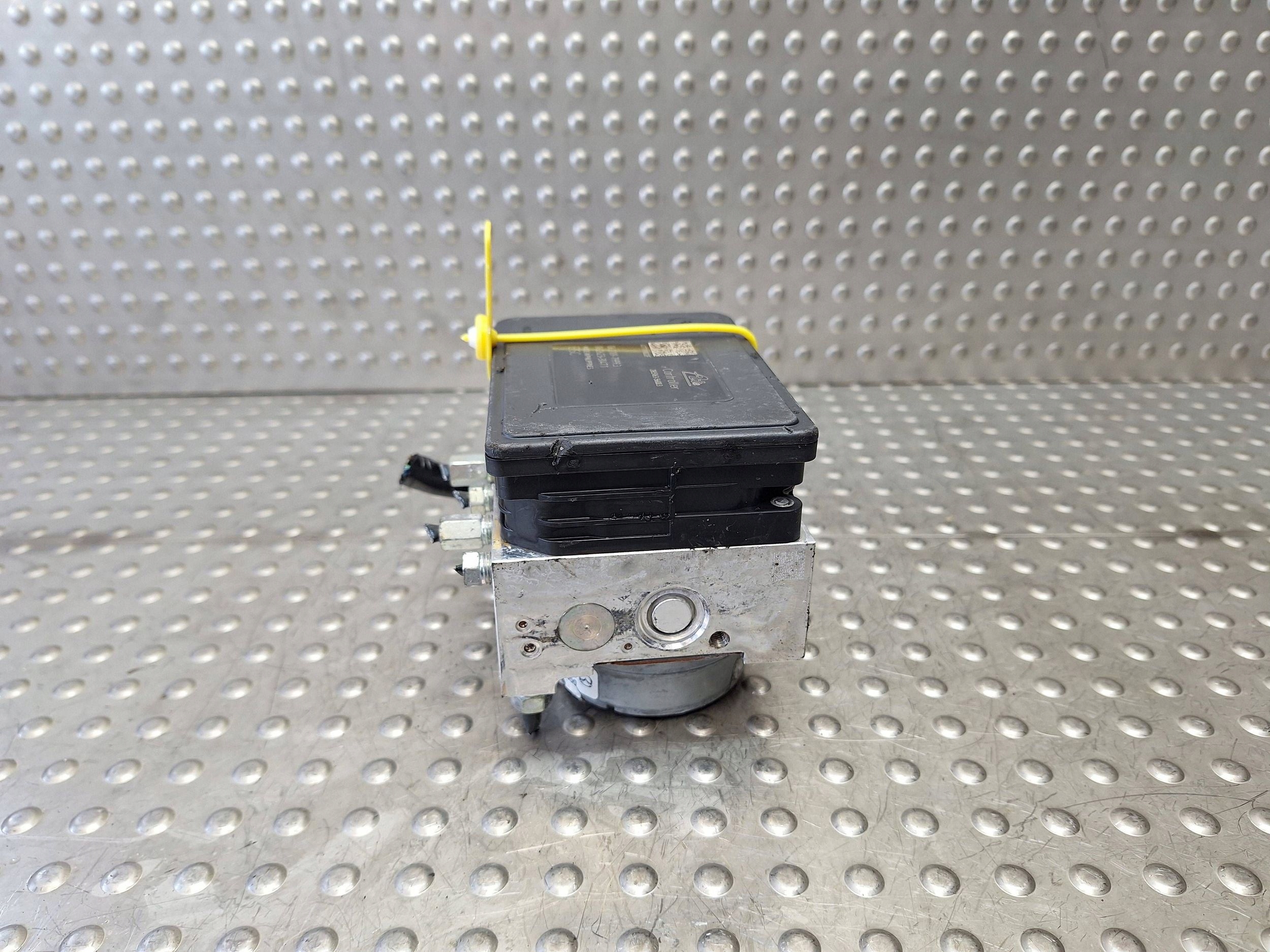pump control unit ABS DG9H-43-7A0 062109-79993 MAZDA 2 DL DJ