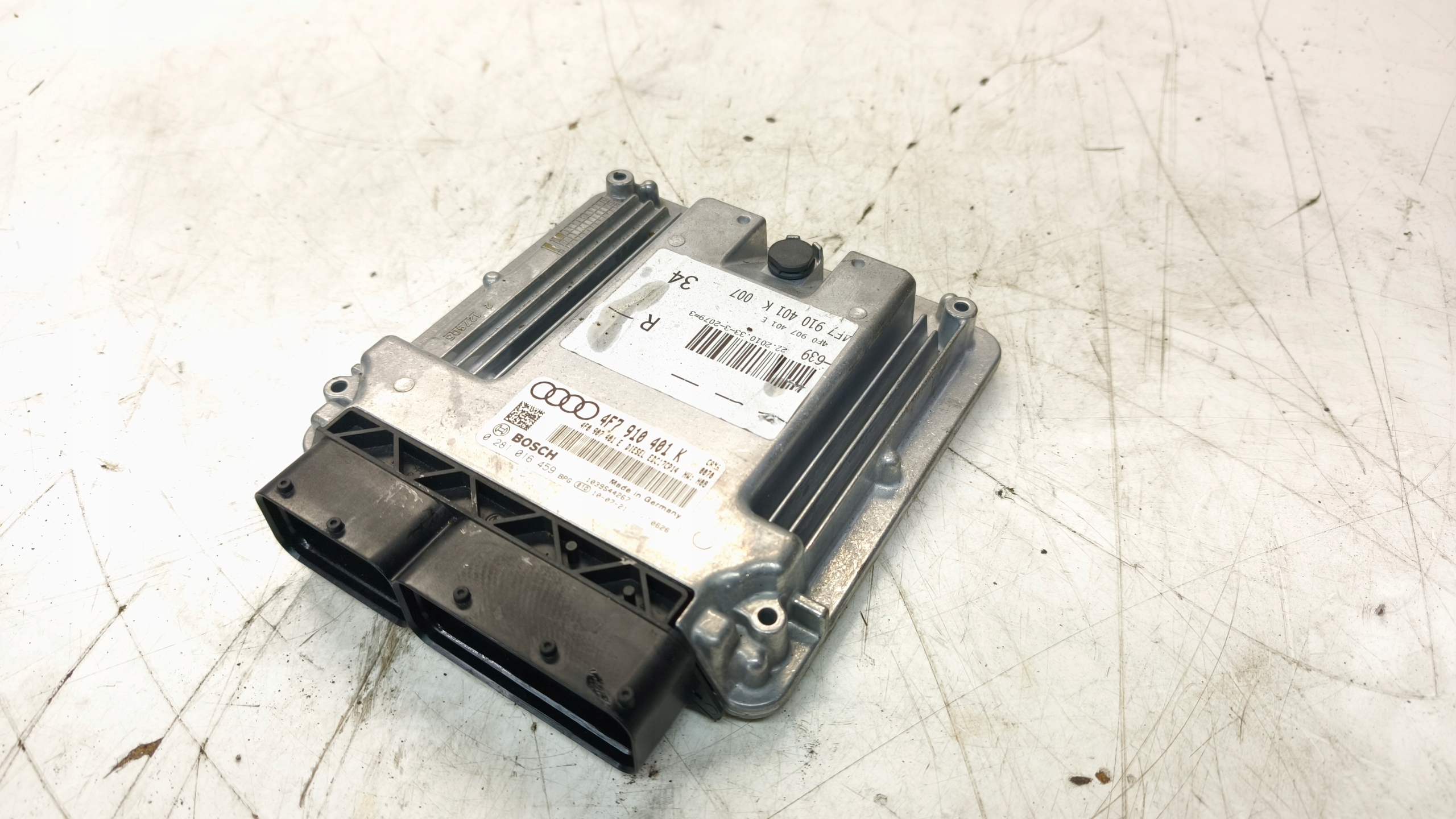 computer control unit of the engine AUDI A6 C6 LIFT 2.7 TDI 4F7910401K 4F0907401E