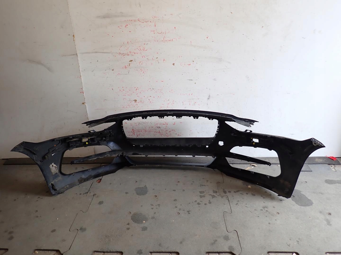 bumper front front JAGUAR XE X760 LIFT 2020- MX73-17F003-AA
