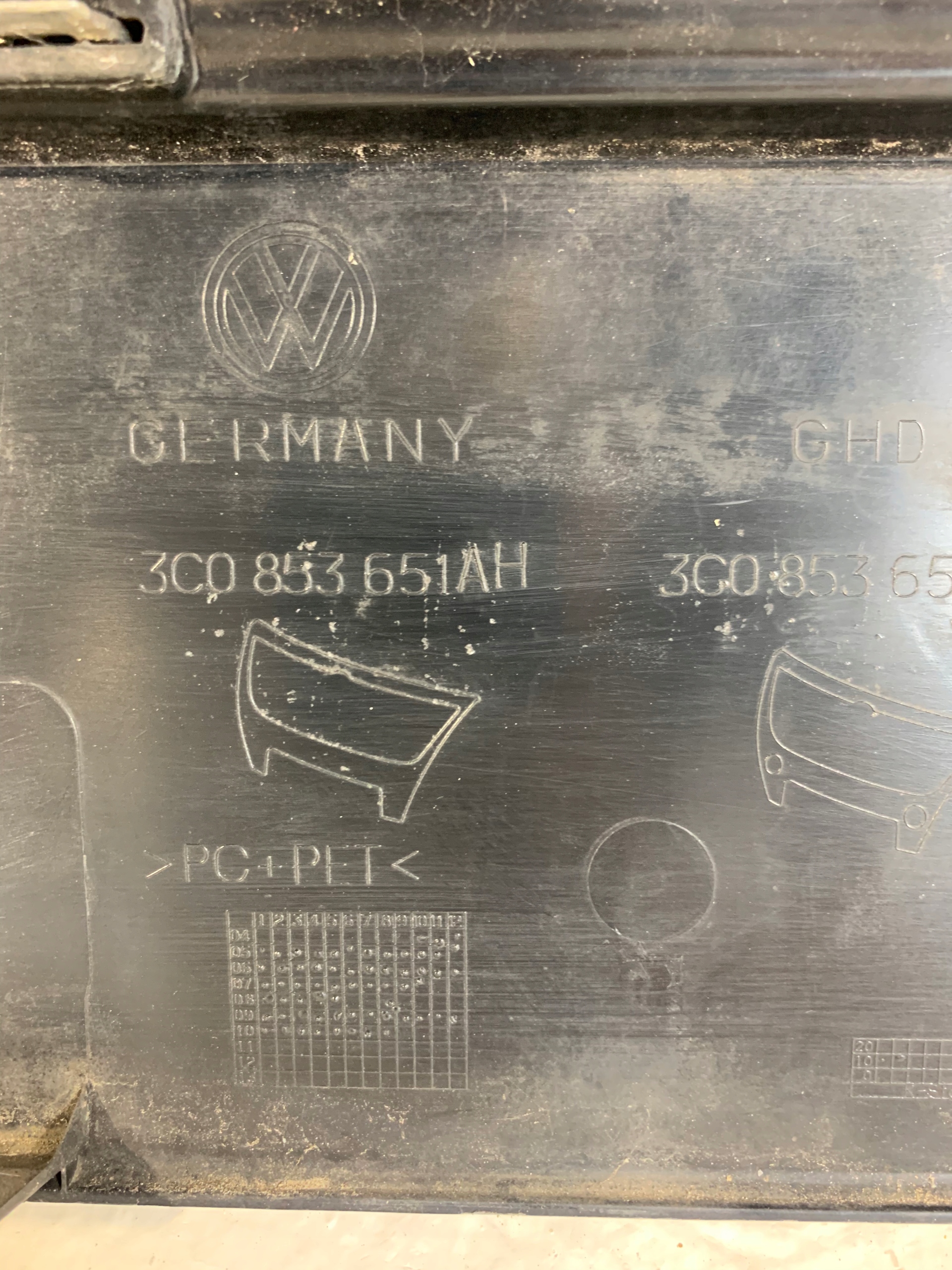 решетка радиатора vw volkswagen PASSAT B6 2005-2010