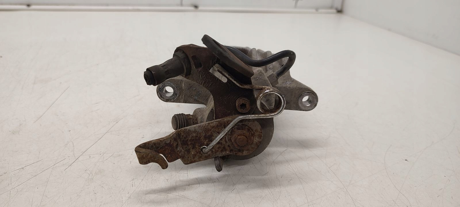 caliper rear part rear left Seat Leon II LIFT 1,4 TSI