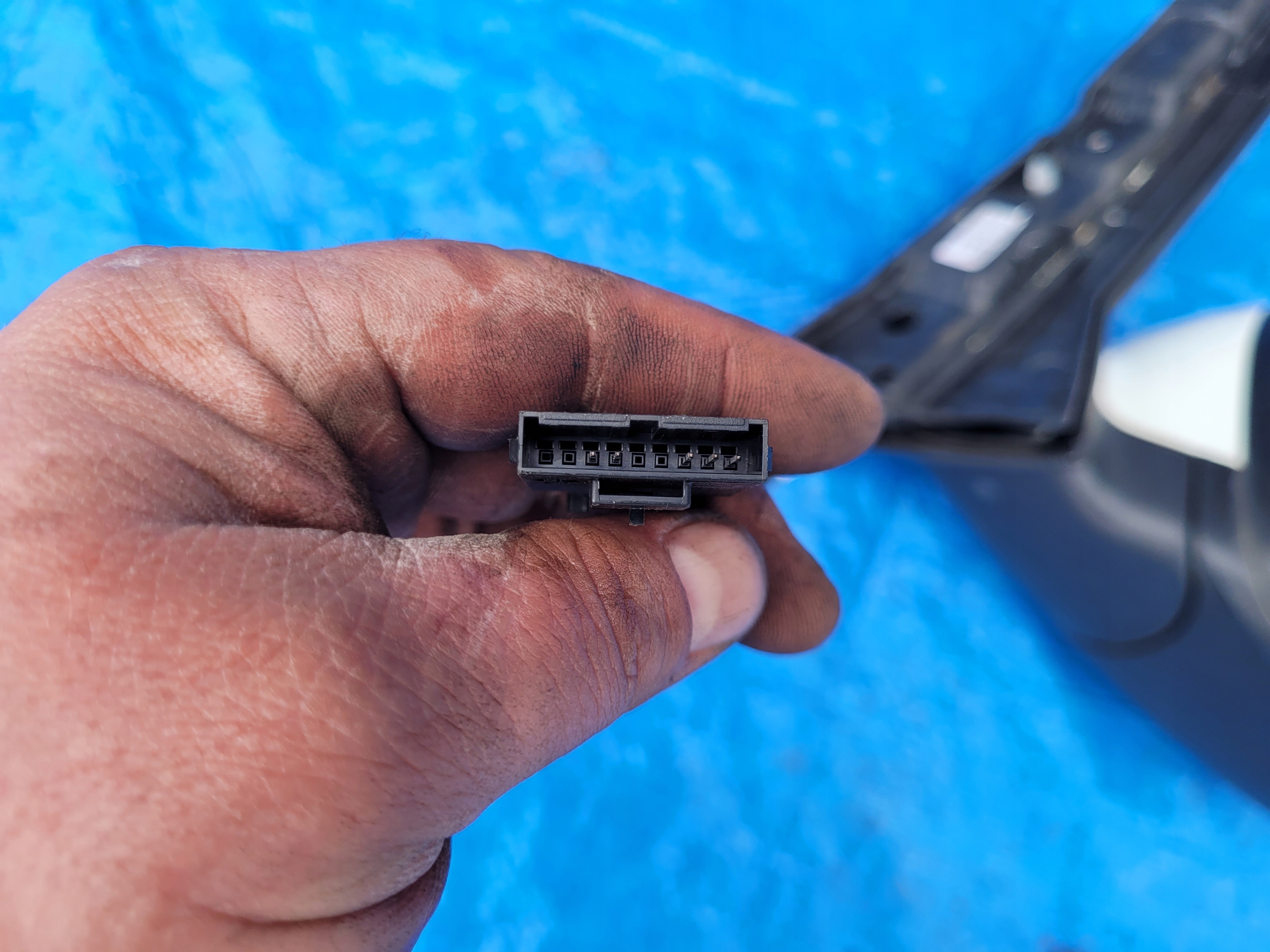 Astra J зеркало правое европа Y40R 7PIN 13302750