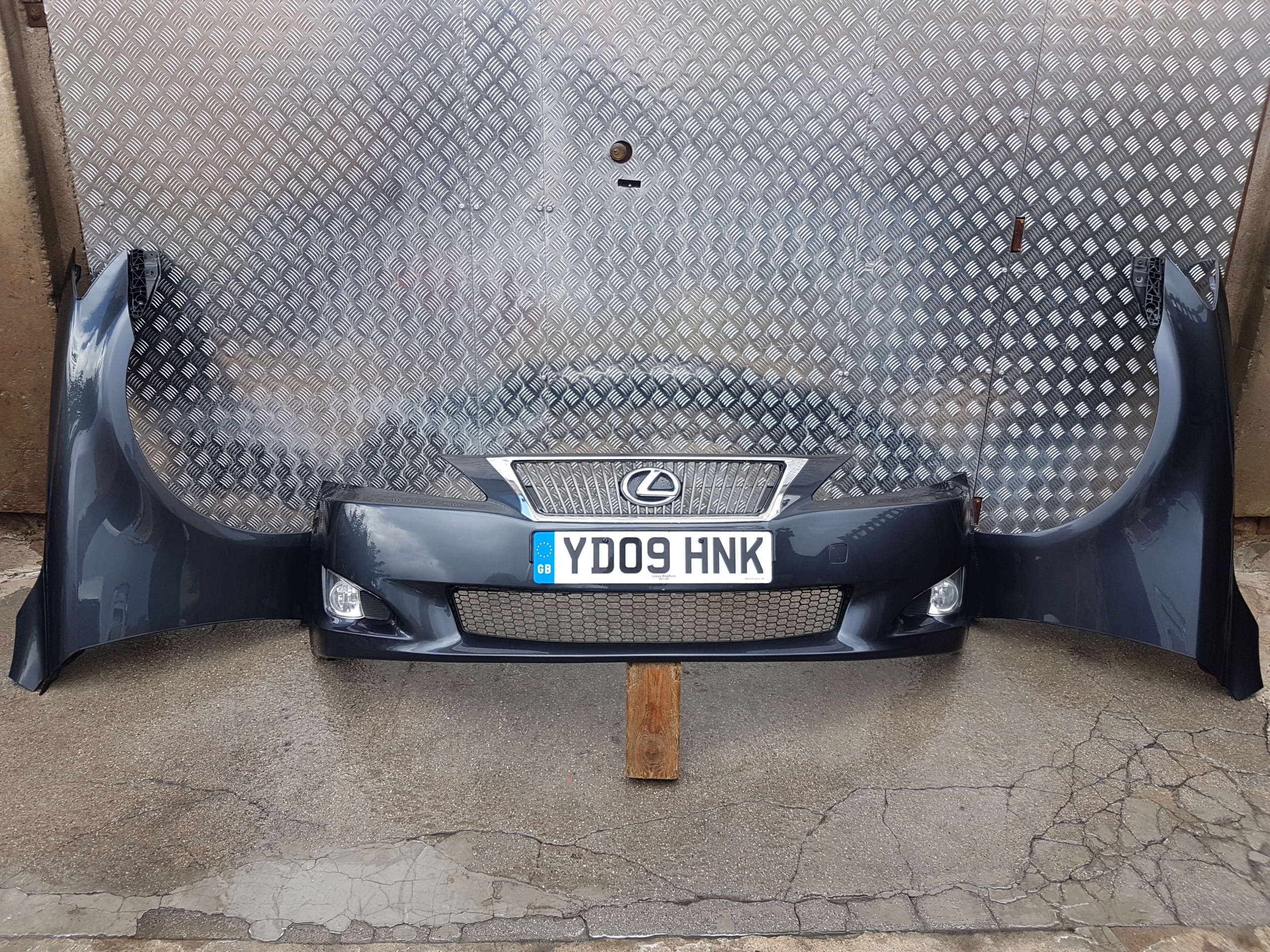 PARAFANGO SINISTRA LEXUS IS220 IS250 LIFT 09-13