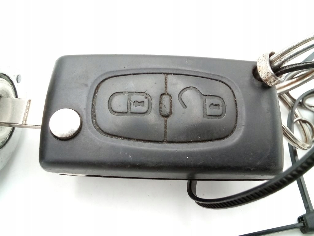 Citroen C3 ignition z kluczykiem key N0502455