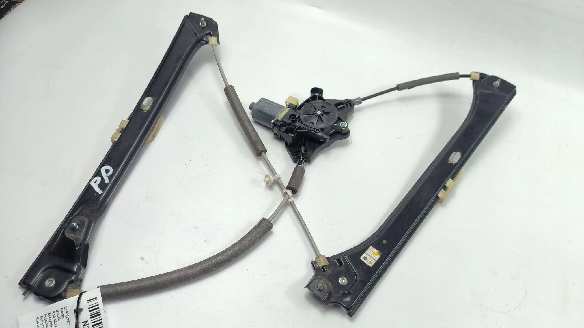 window regulator right front EU 0130822716 SKODA SUPERB III