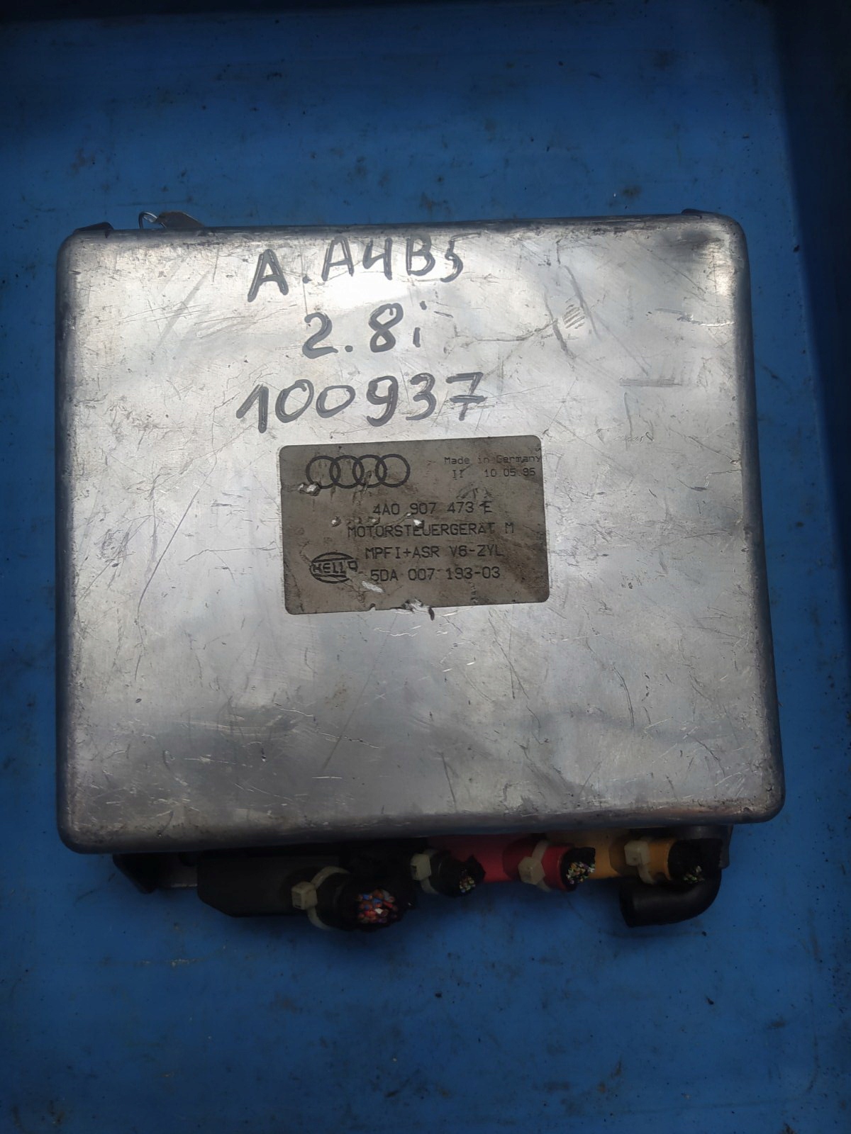 распиновка эбу ауди 100 с4 2 6