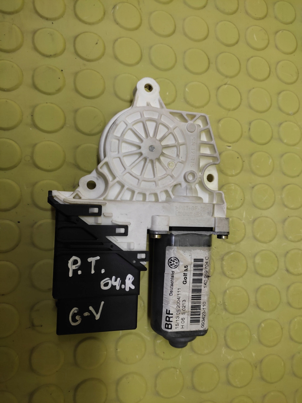 VW GOLF V mini motor windows right rear part 1K0959704C