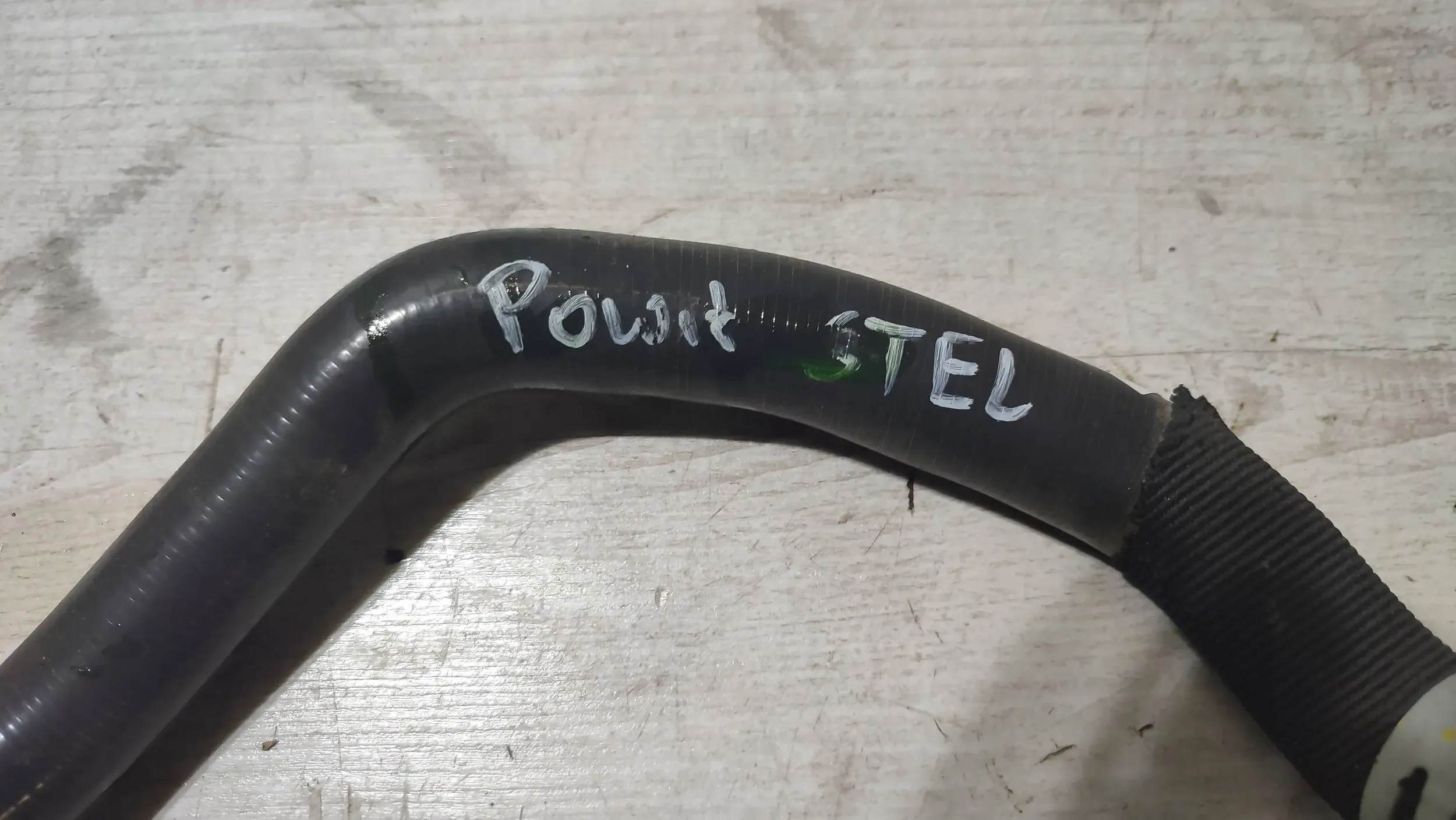 Alfa Romeo Stelvio 2.0T 21r. pipe hose dolotowy air
