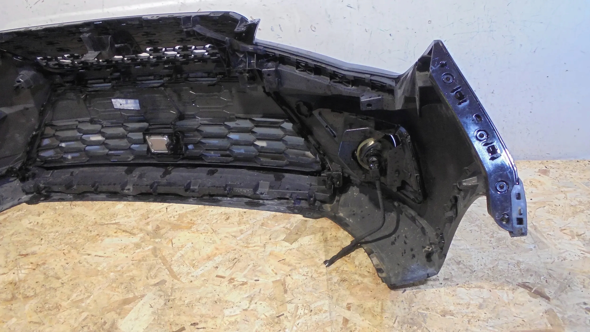 STOSSSTANGE VORNE SEAT ARONA 17