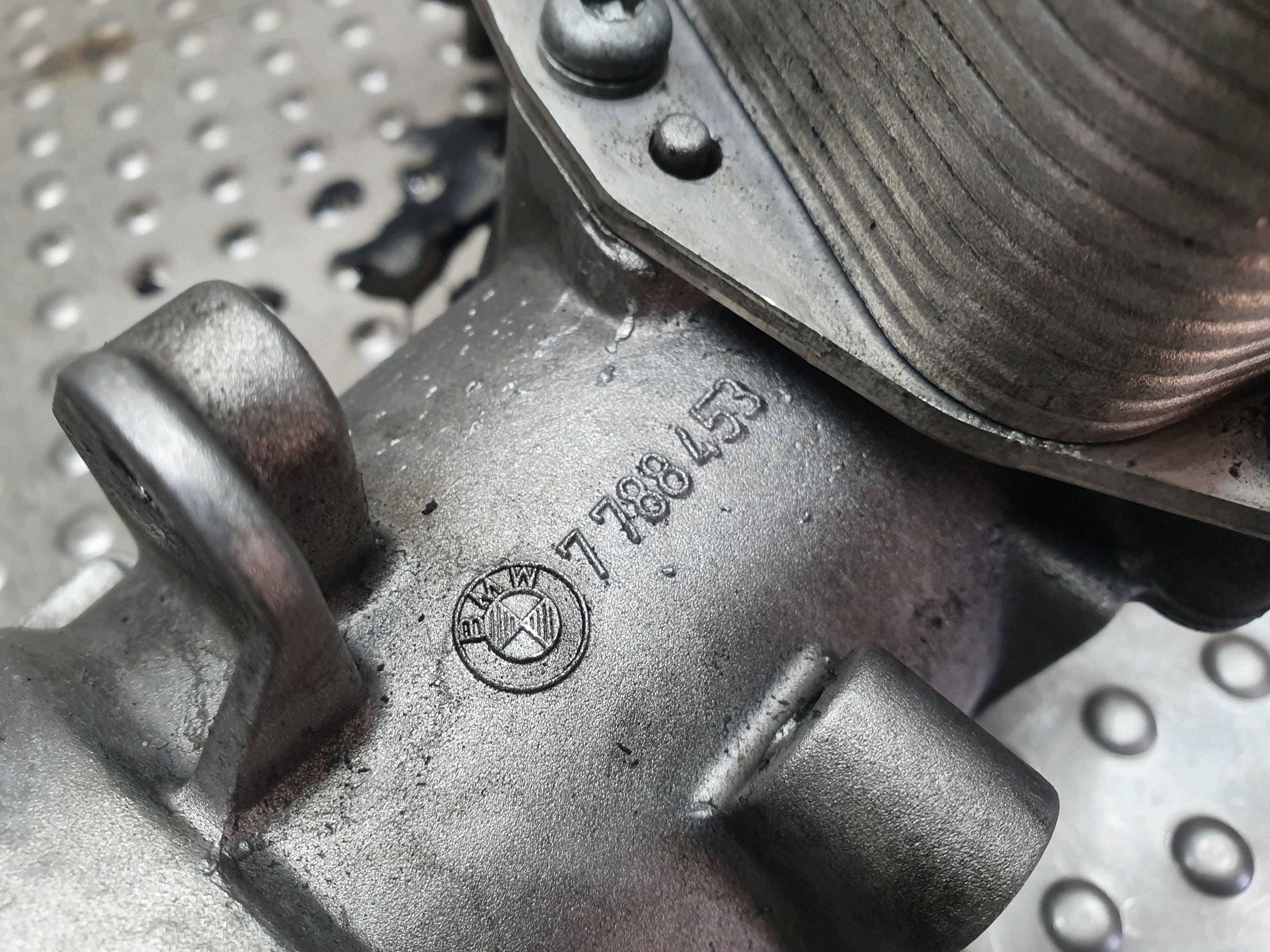 cover of a filter, oil 7788453 BMW E91 E90 E60 E61 X5 E70 E53 E65 3.0 D M57