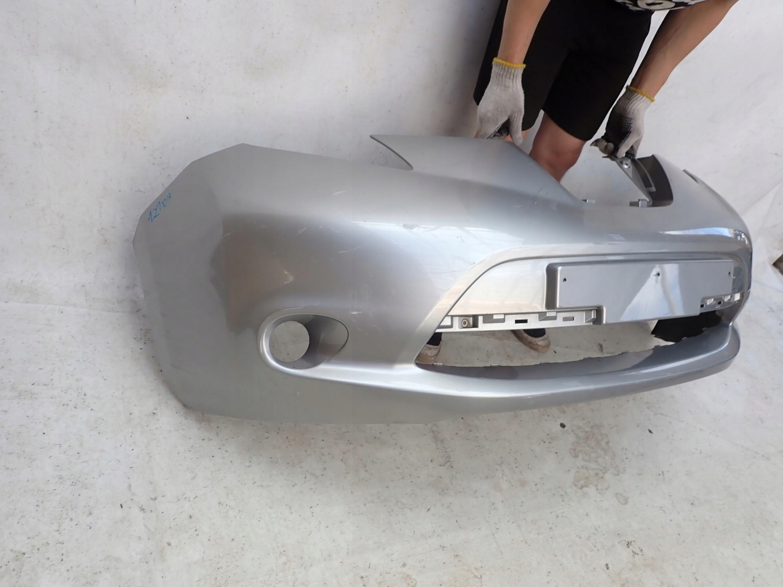 NISSAN LEAF and 1 10-17 bumper front front