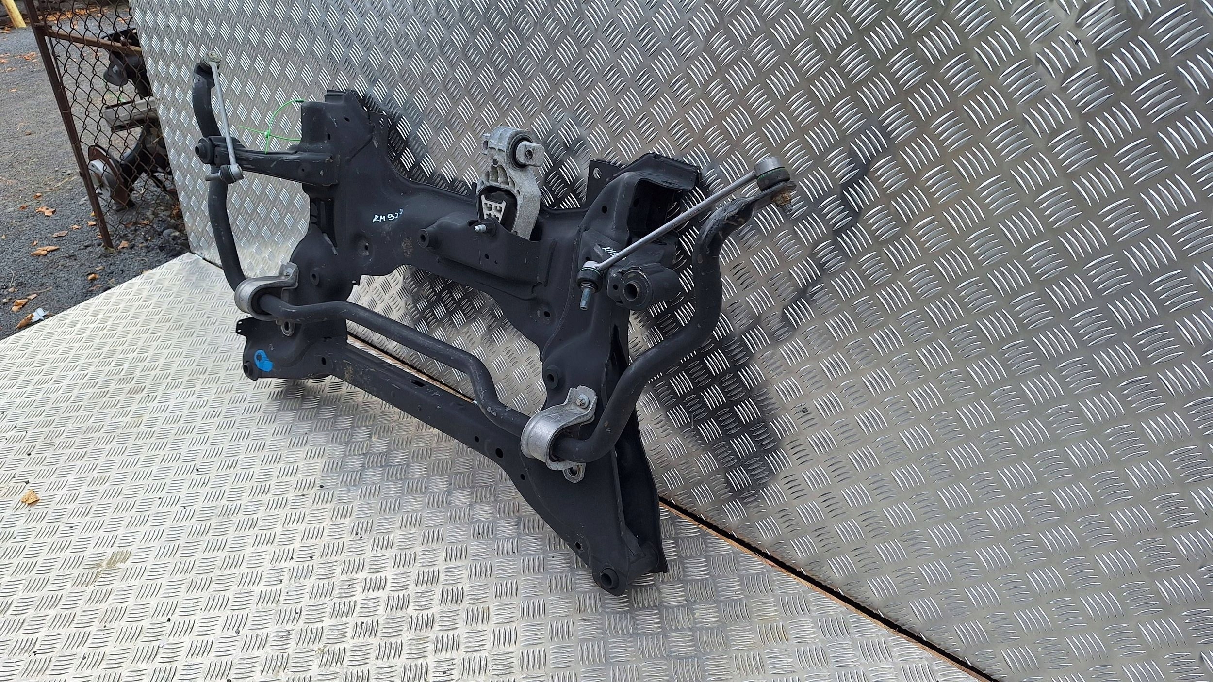 subframe axle beam axle beam airbag front A9100013799 MERCEDES SPRINTER W910