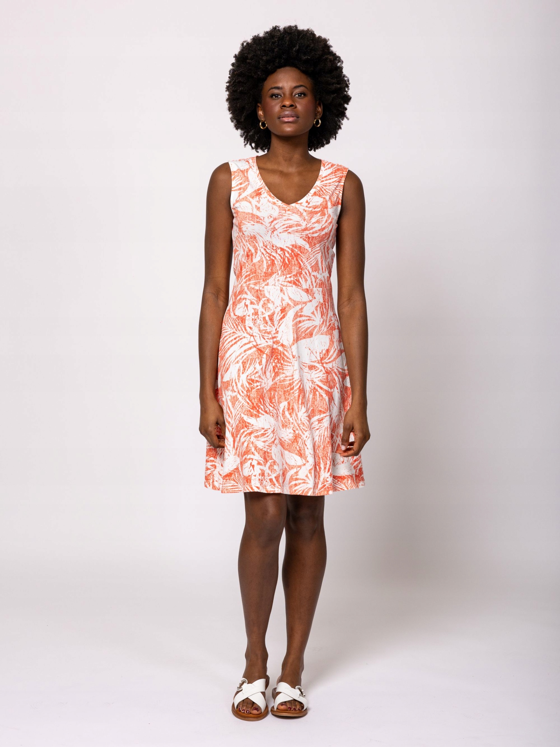 Heavy Tools Letní Klasické Šaty Vilaka Tropic Meruňková XL