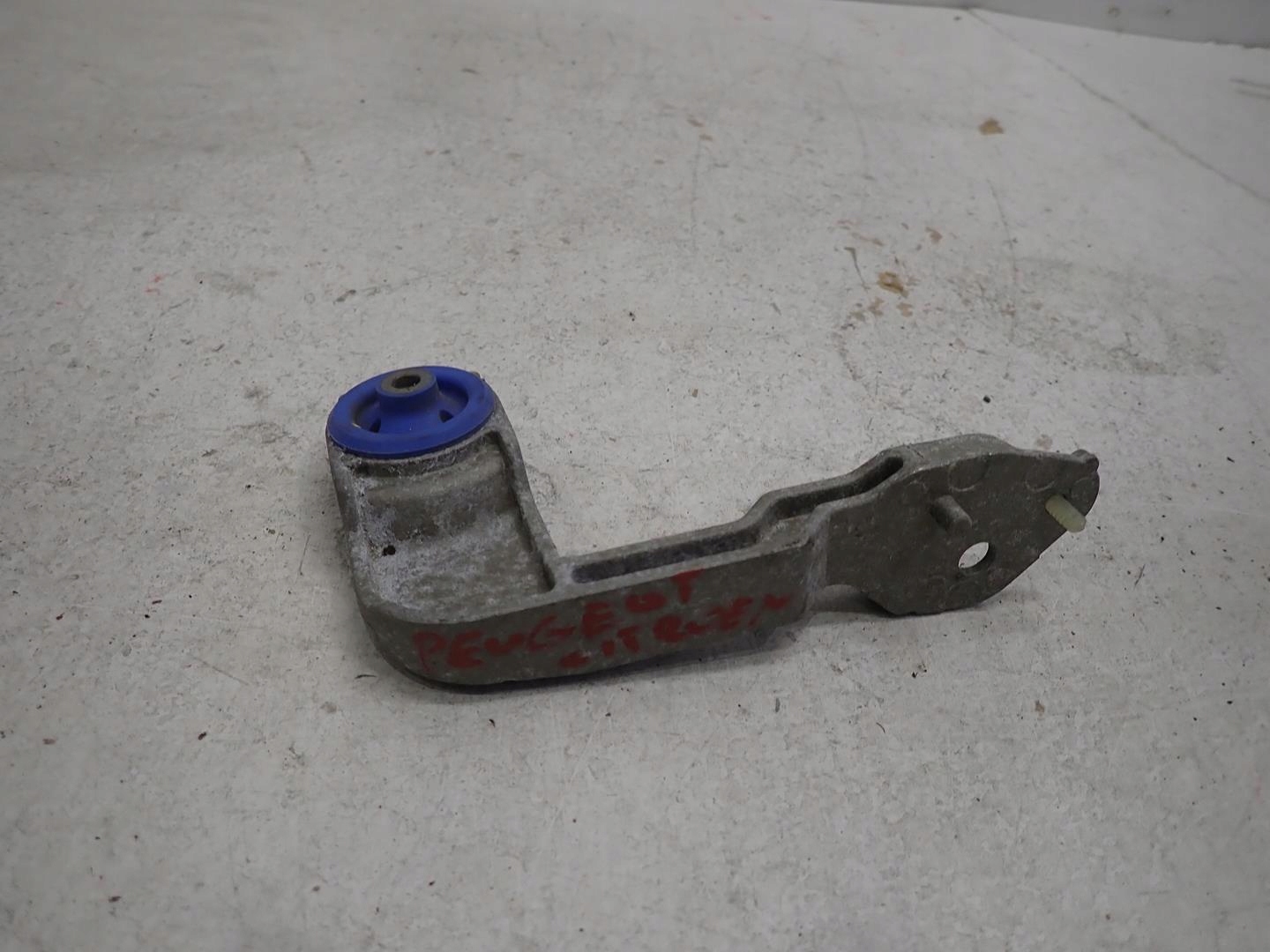 SUPPORT PLAQUE INTERCOOLER JUMPY EXPERT PROACE 9806542180