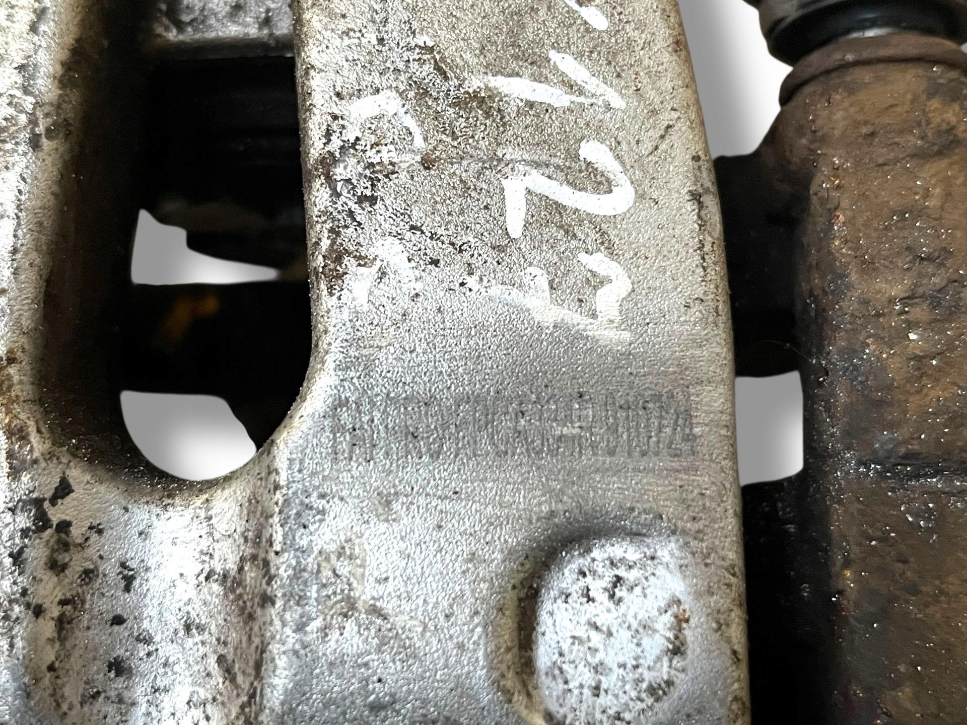 caliper brake rear part right side Kia Ceed 2 JD 2012 58400-A2300