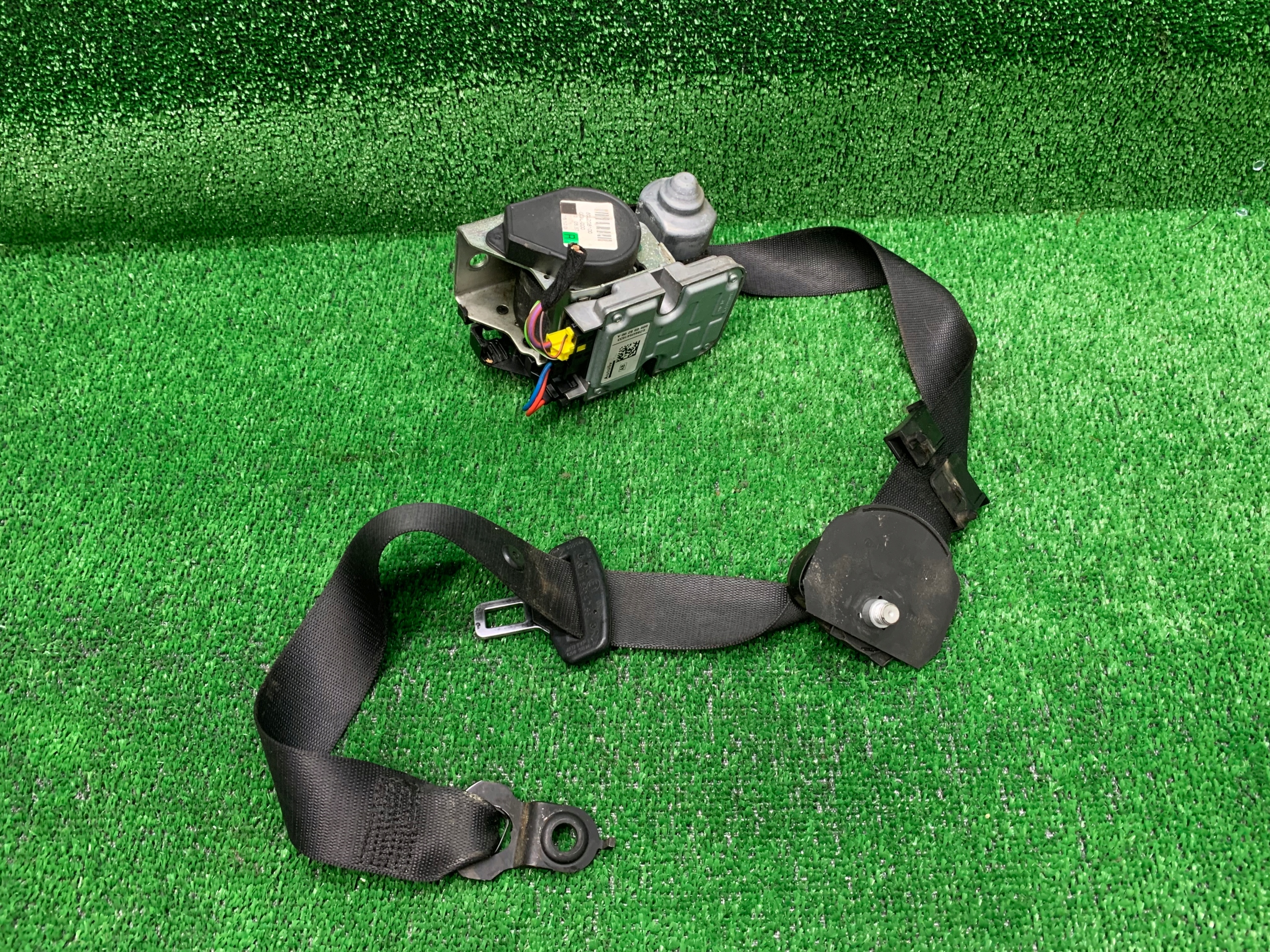 W211 W219 CLS PAS BEZPIECZEŃSTWA PRZÓD PRAWY A2118604286