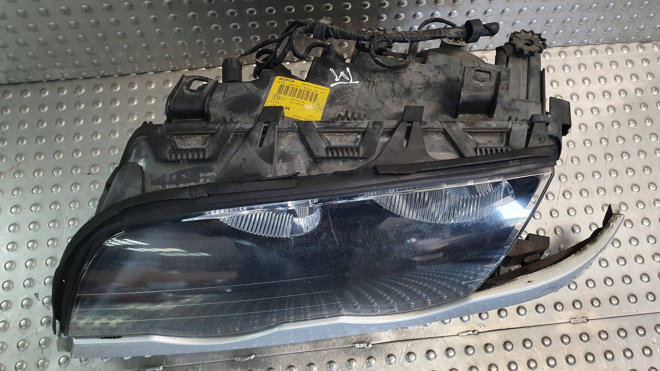 light front left BMW 3 E46 8361947 98