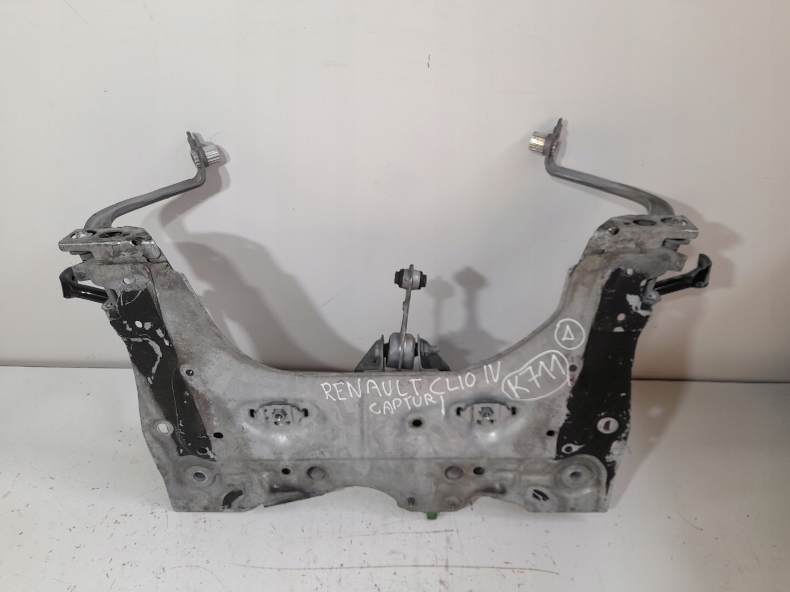 RENAULT CLIO IV axle beam front front subframe