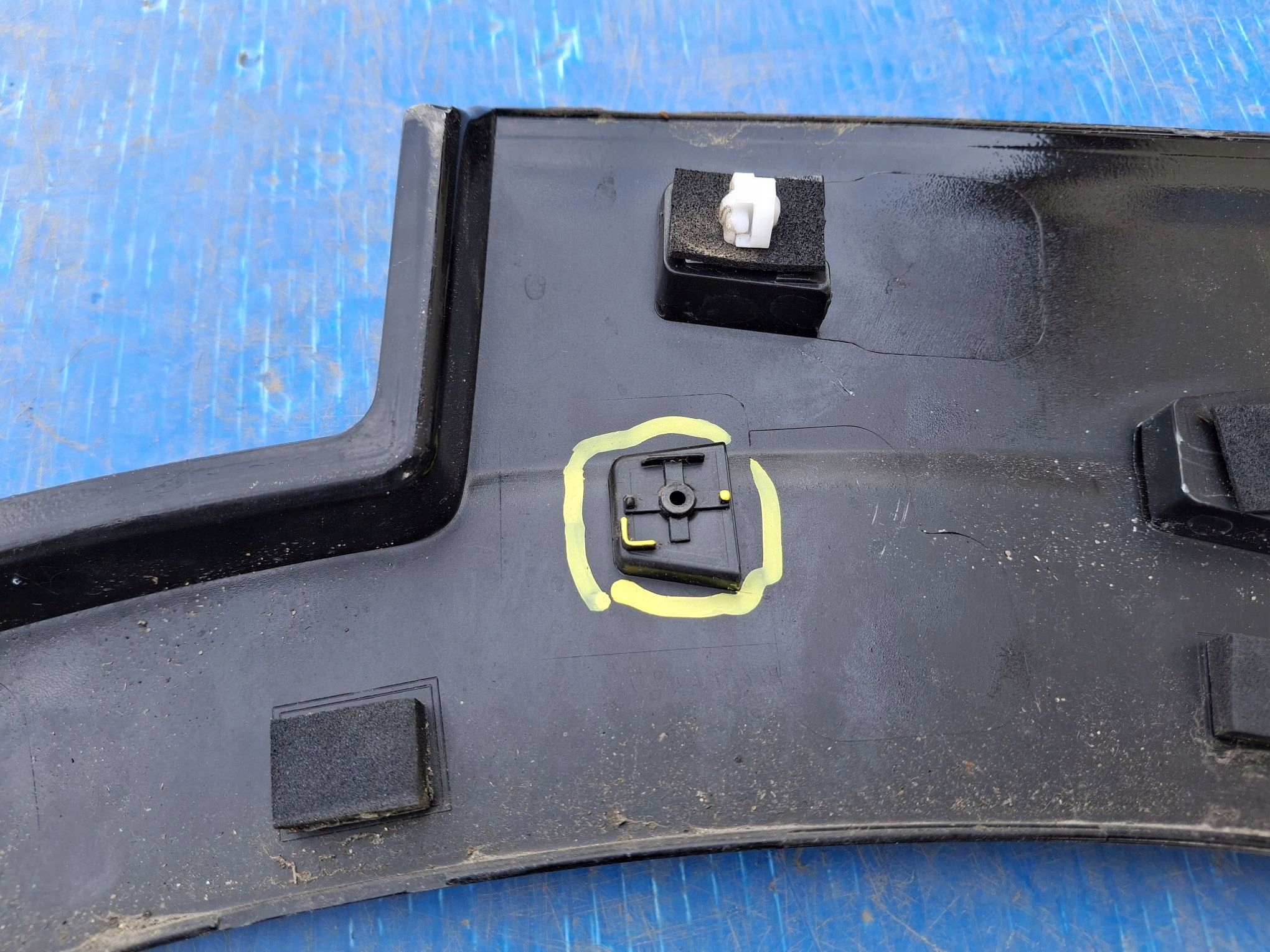cap for fender right rear KIA EV3 2024R->