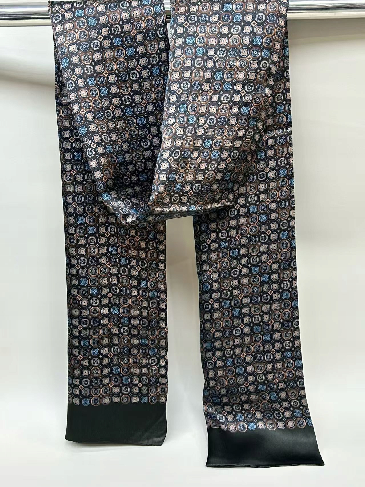 Pánský dvouvrstvý šátek ze 100% morušového hedvábí, stylový, teplý, pro firmy