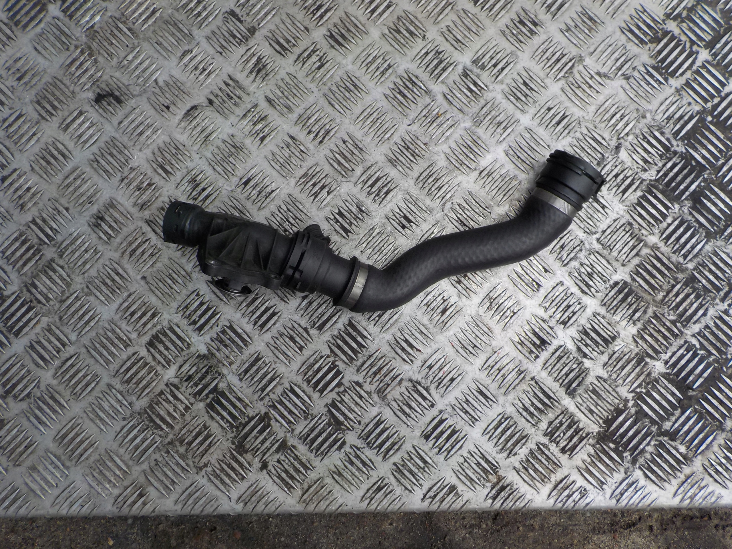 BMW E39 2.5D prijenos crijevo termostat