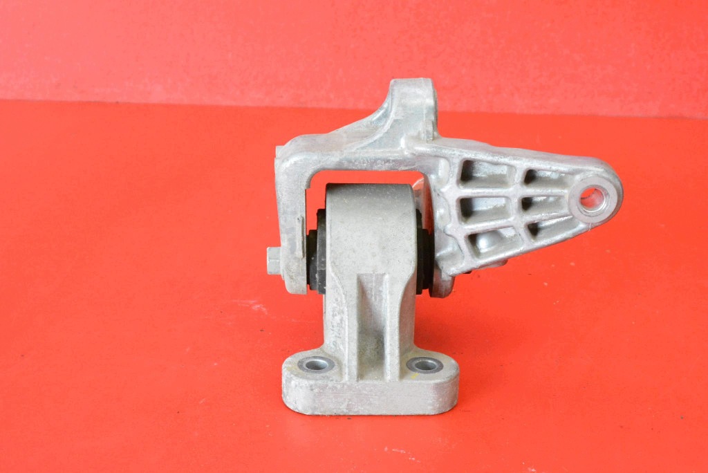 holder engine mount right front 218A0CU000 KIA EV6 GT 77.4 kWh 584 KM 21