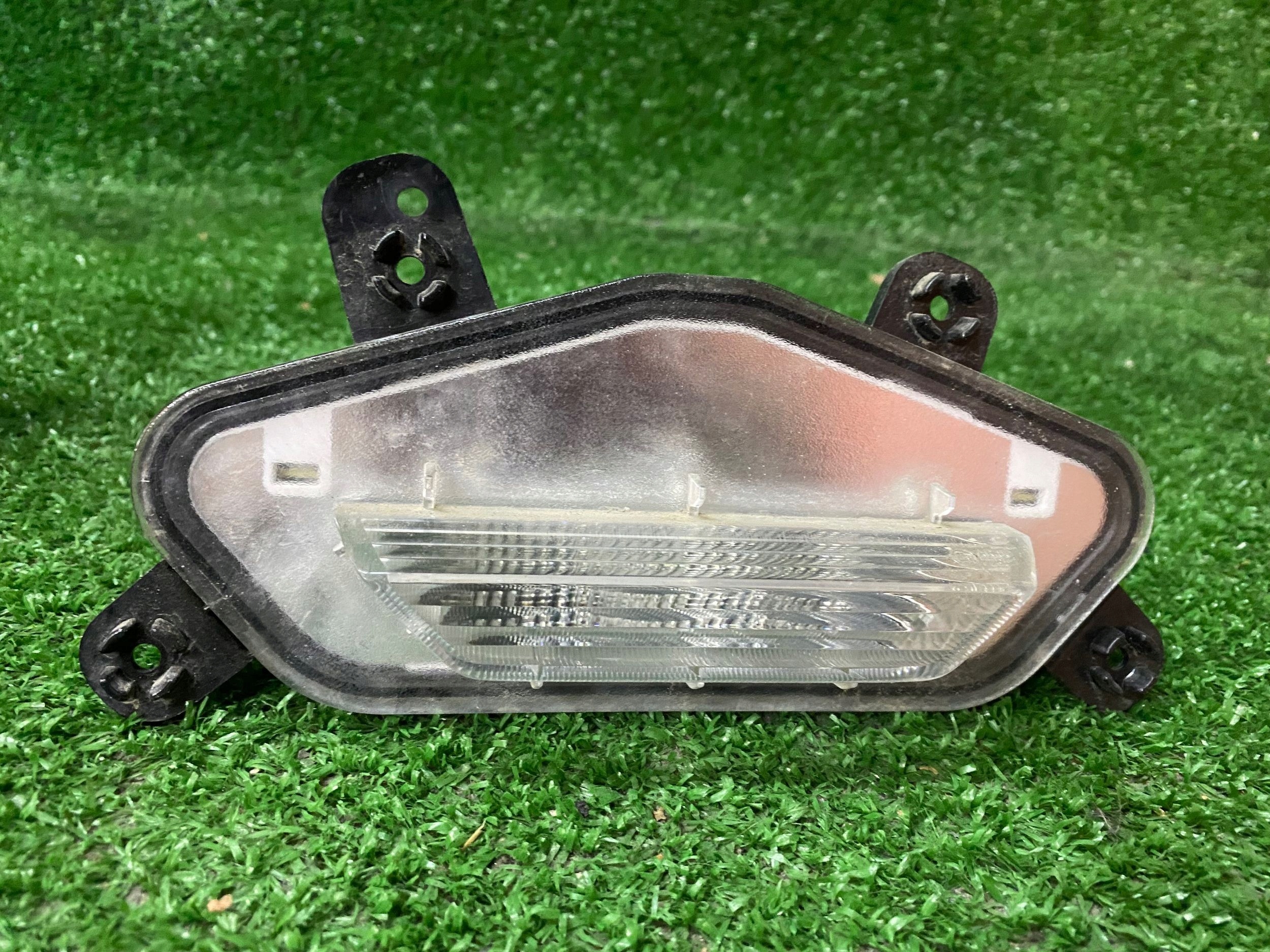 TRZECIE light STOP KIA SPORTAGE V
