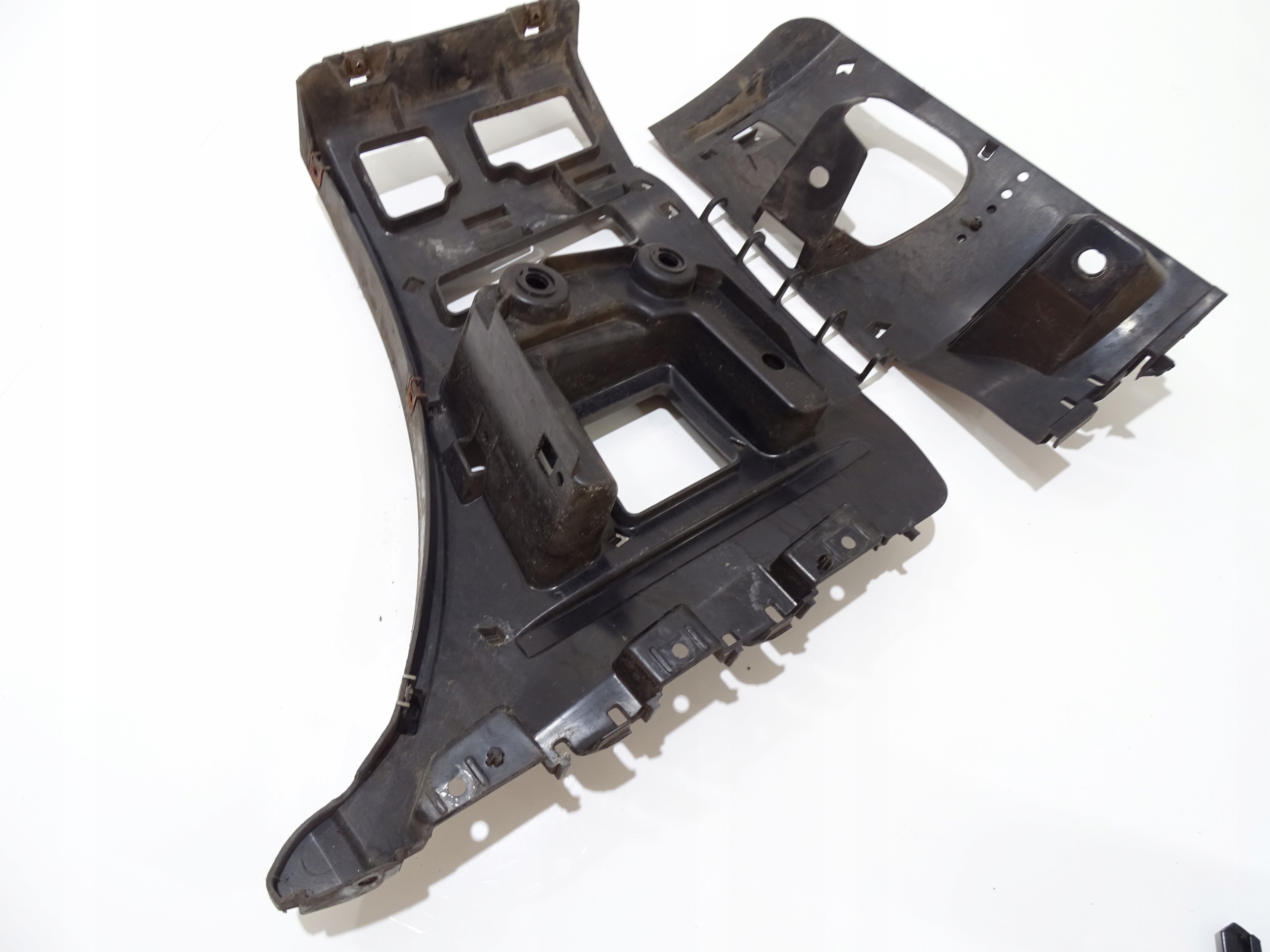support holder of a bumper left rear part BMW E88 E82 OE 7170663