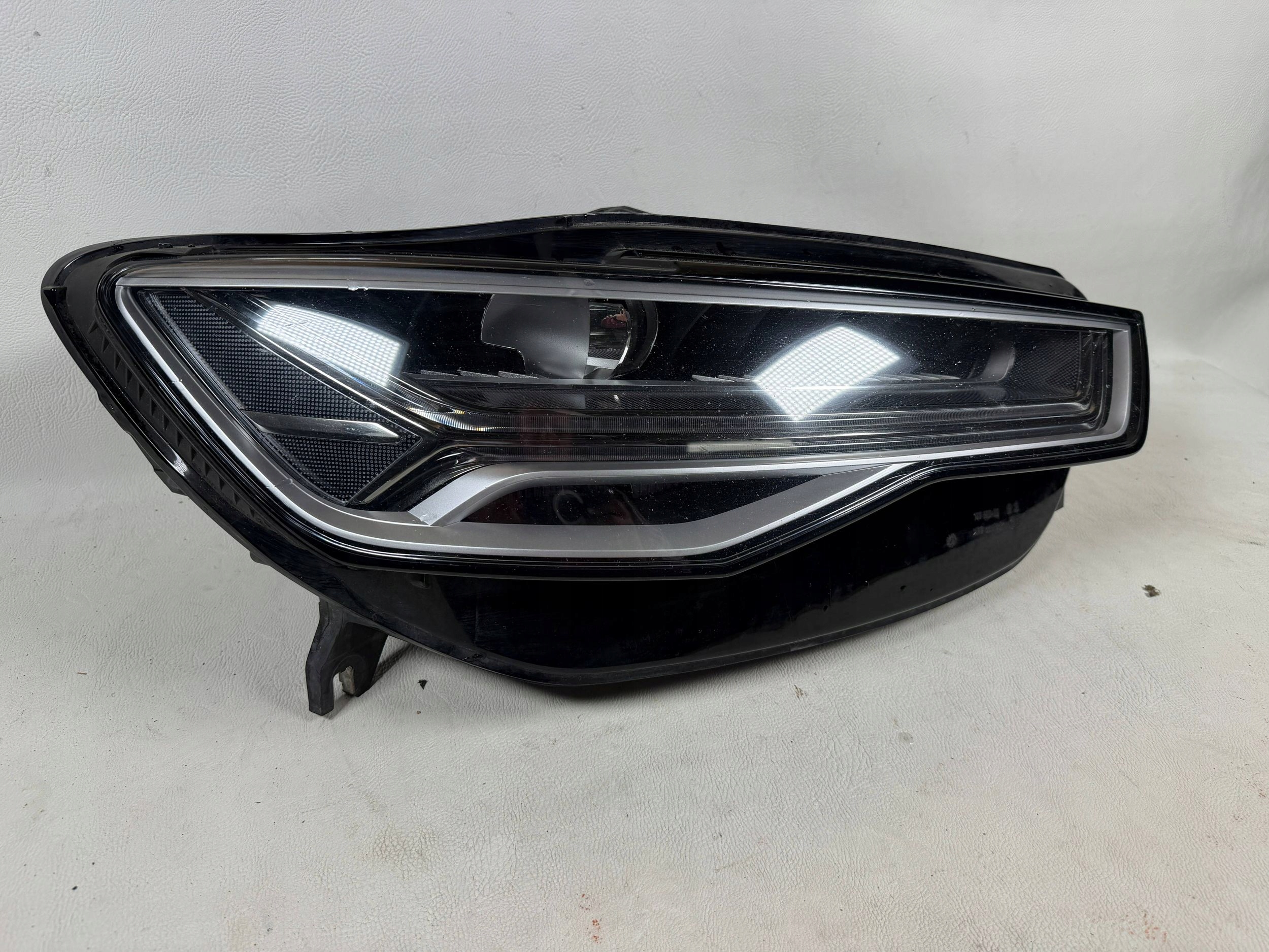 Audi A6 C7 4G 15- Matrix light right front front