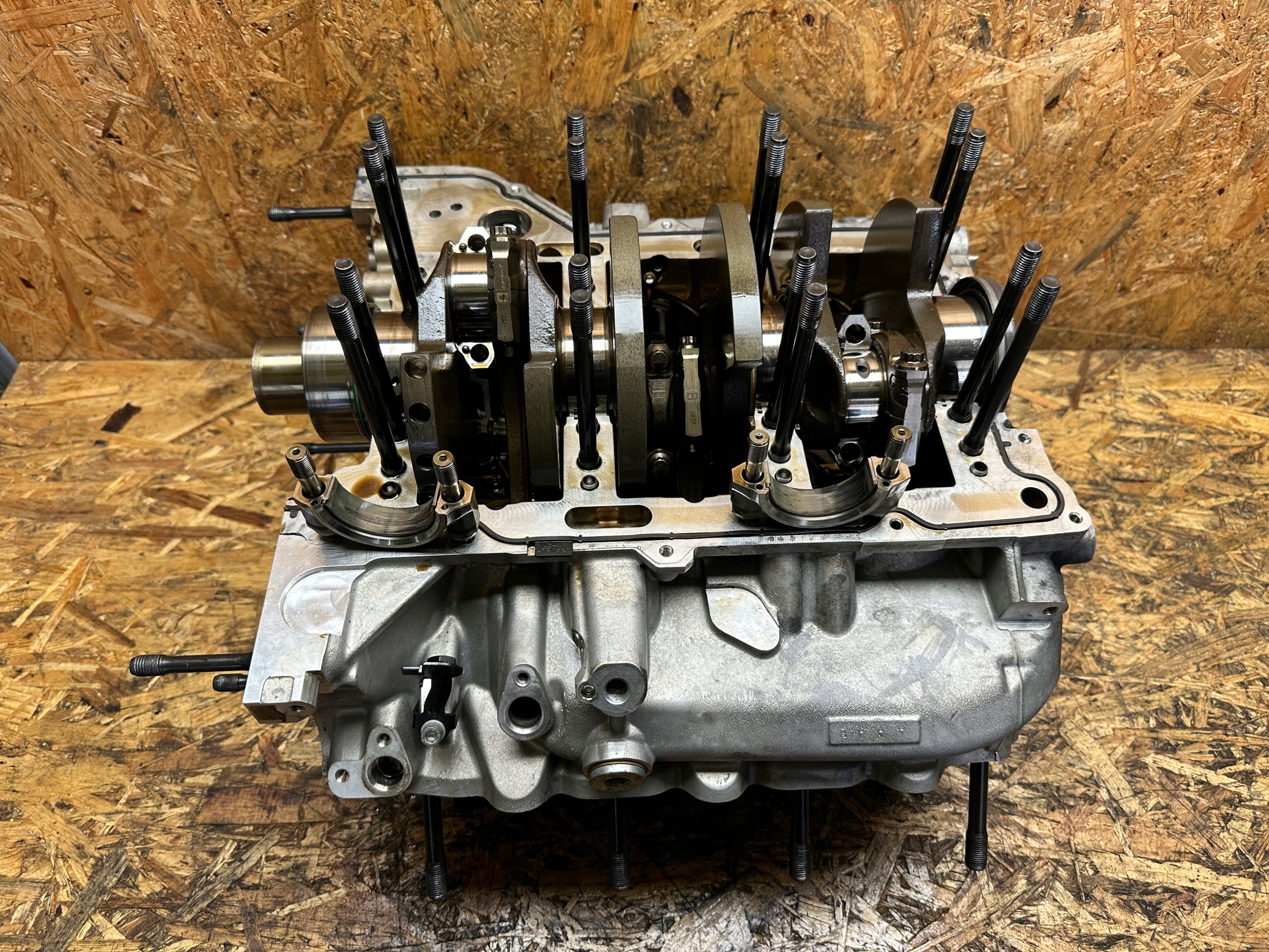 блок Двигателя вал ПОРШЕНЬ Alfa GIULIA 2.9