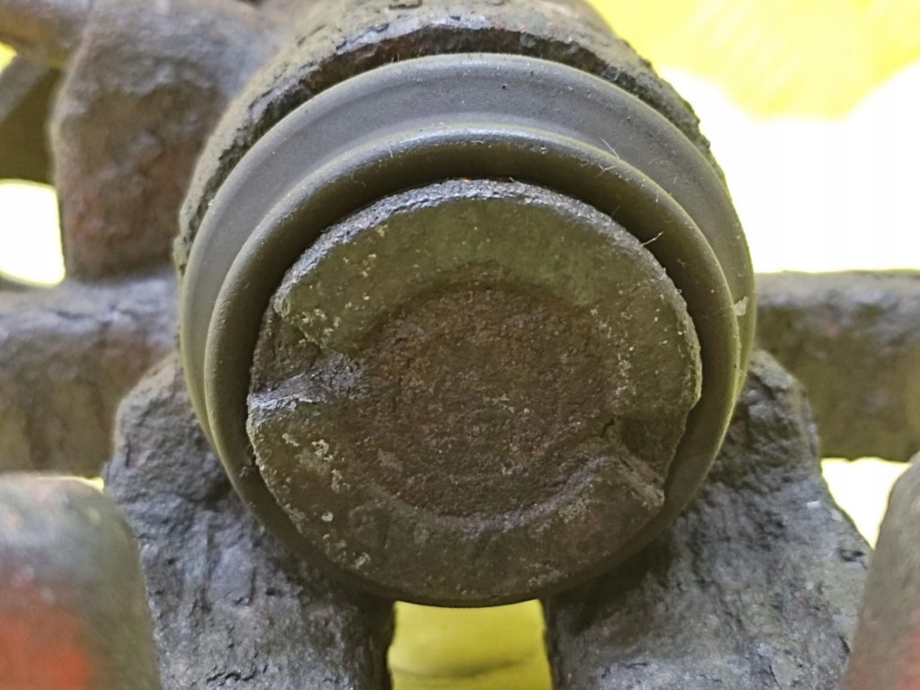 FORD GALAXY MK2 2.0 TDCI caliper brake right rear part