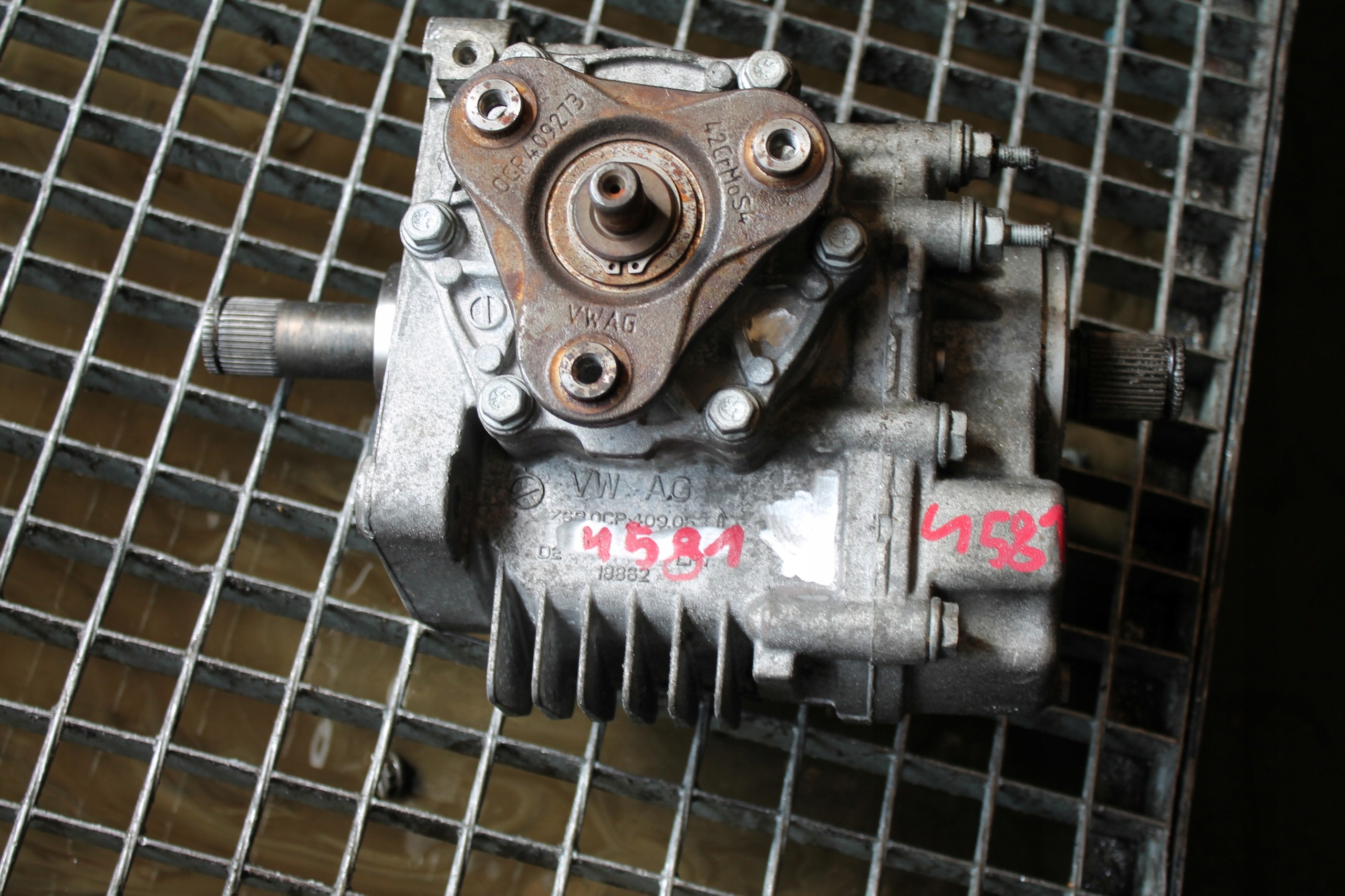 4581. REDUKTOR boîte de vitesses engrenage VW AUDI 0CP409053A