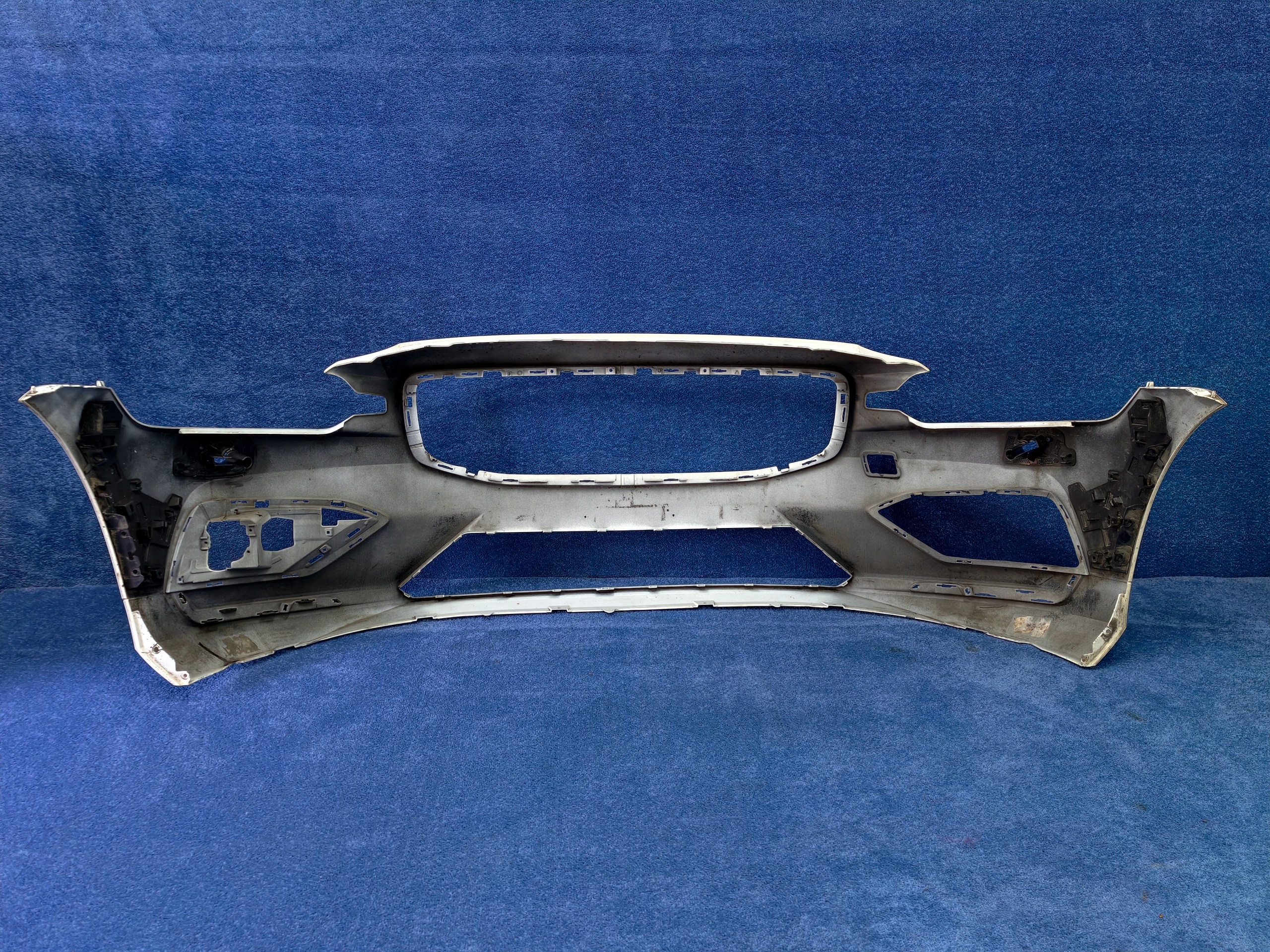 VOLVO S60 III V60 II 2018- bumper front front DO LAKIEROWANIA 31690589
