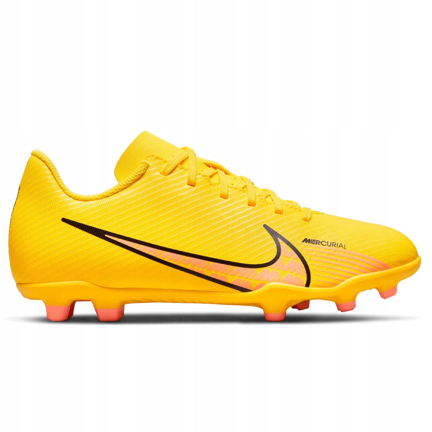 Nike fotbalové kopačky Jr Vapor 15 Club Fg/mg velikost 38,5