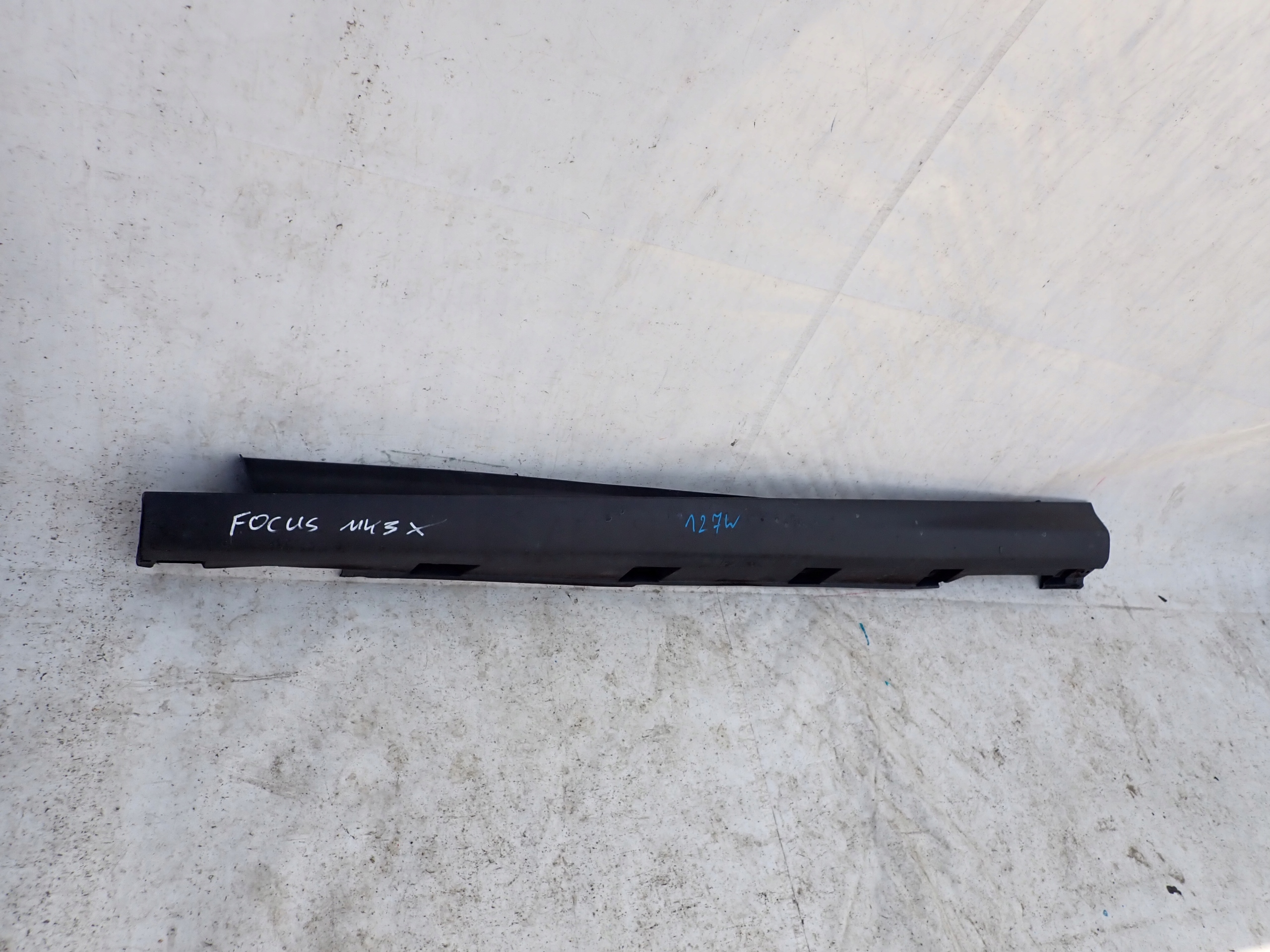 FORD FOCUS III MK3 threshold left moulding threshold left