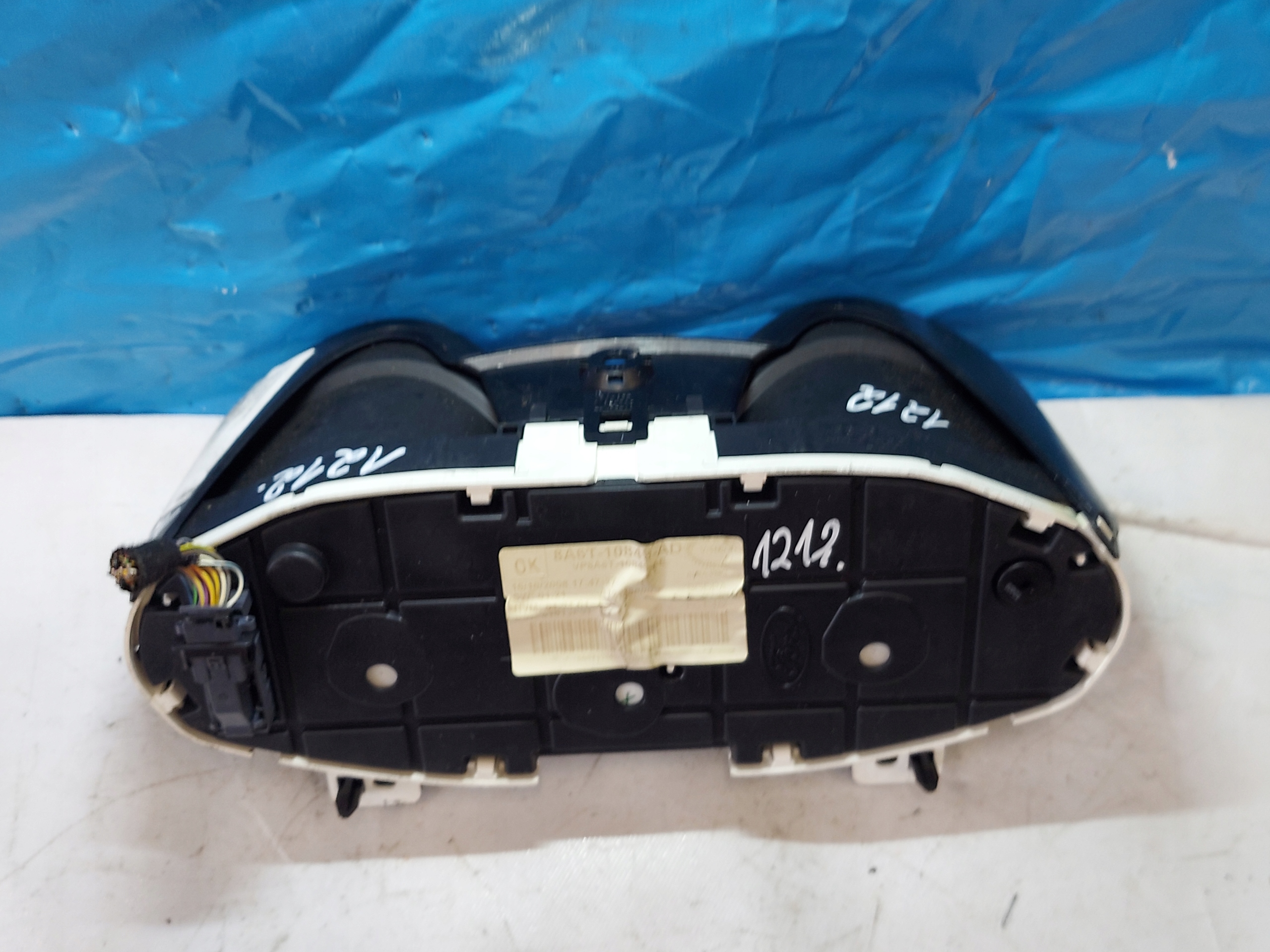 dials clock FORD FIESTA 1.2 B 8A6T-10849AD