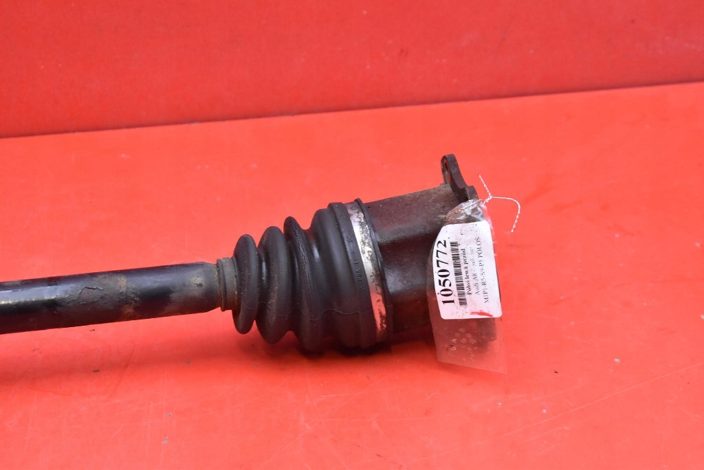 semi-axis left front AUTOMAT 4E0407271P AUDI A8 D3 4.2 FSI 350 KM LIFT 05-07
