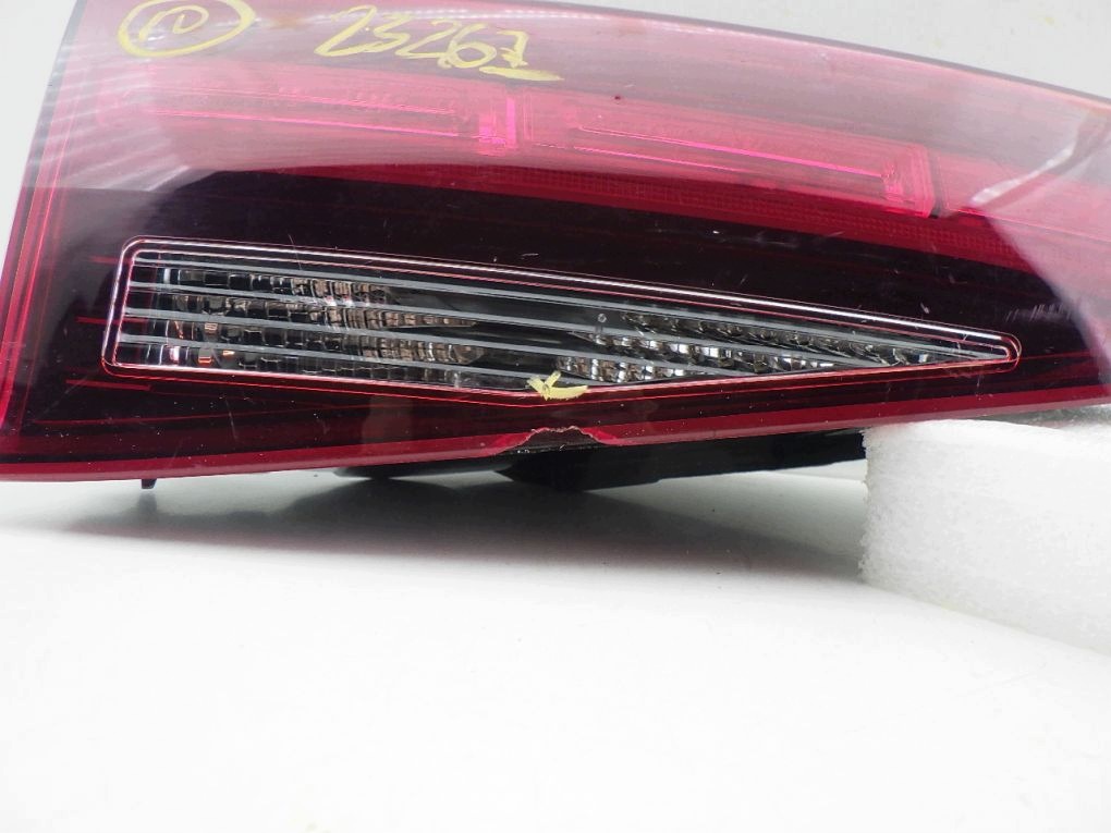 HYUNDAI TUCSON III 3 LIFT 18- light rear left