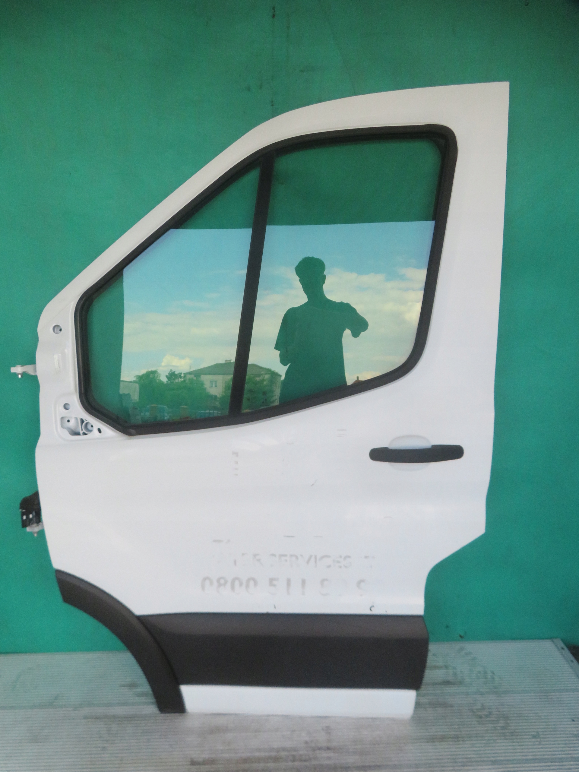 door left front FORD TRANSIT MK8 21R