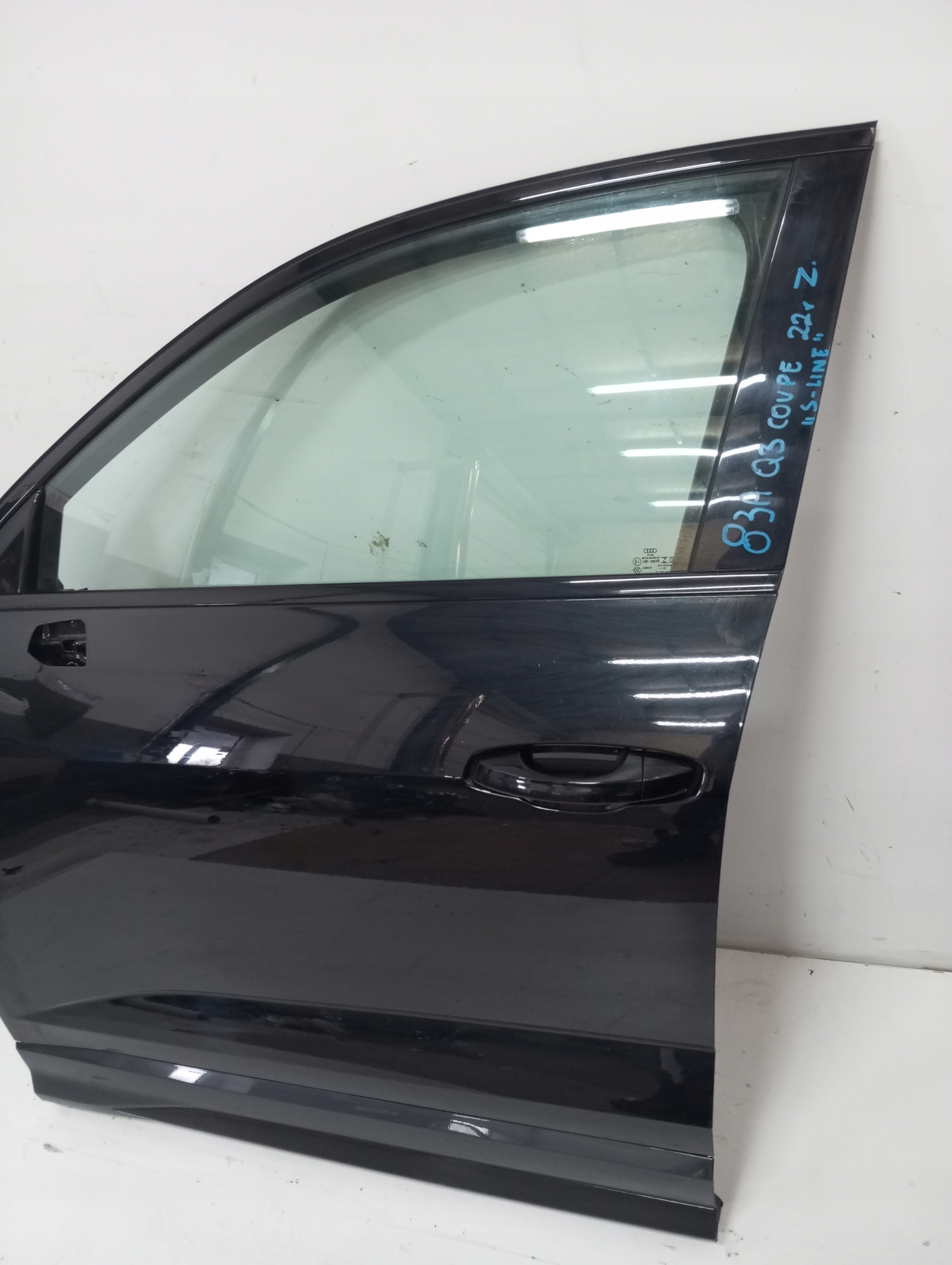 door left front AUDI Q3 83A COUPE 22R S-LINE