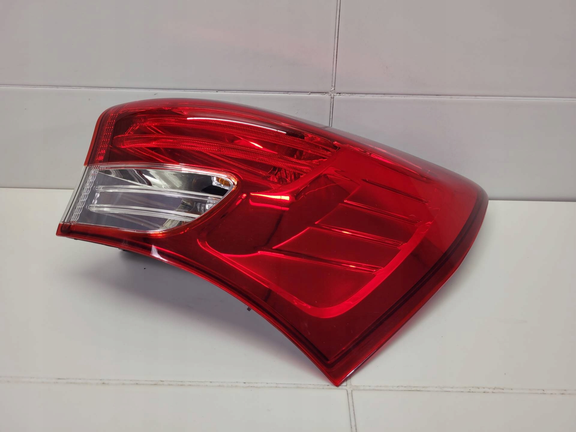 light rear right side Hyundai ix20 facelift 2016 92402-1K0