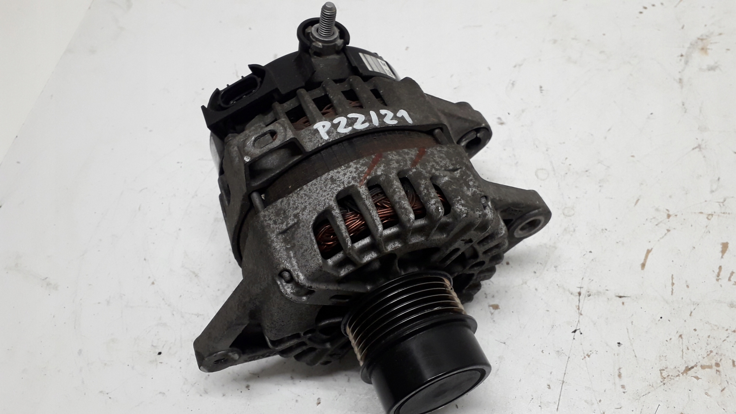 KIA HYUNDAI ALTERNATOR 130A 37300-2B960 2622503