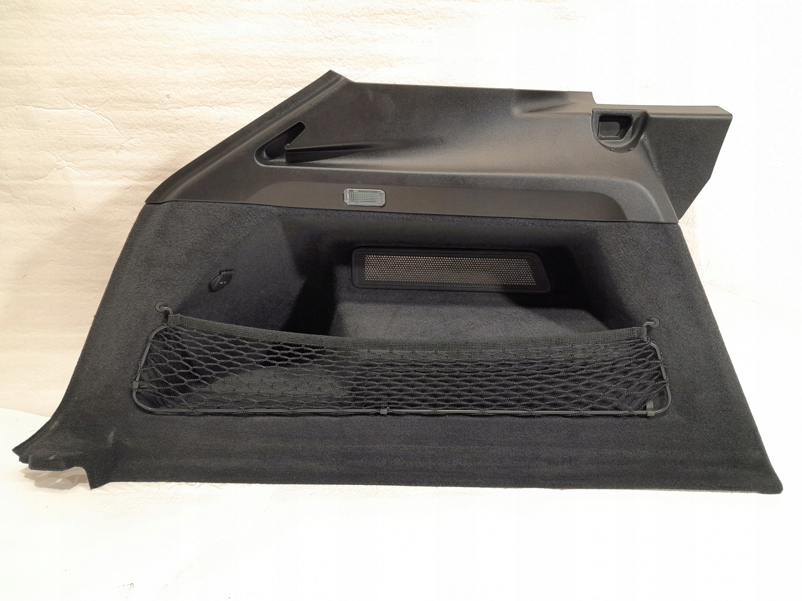 PORSCHE CAYENNE 9Y boot upholstery left 9Y0867037D