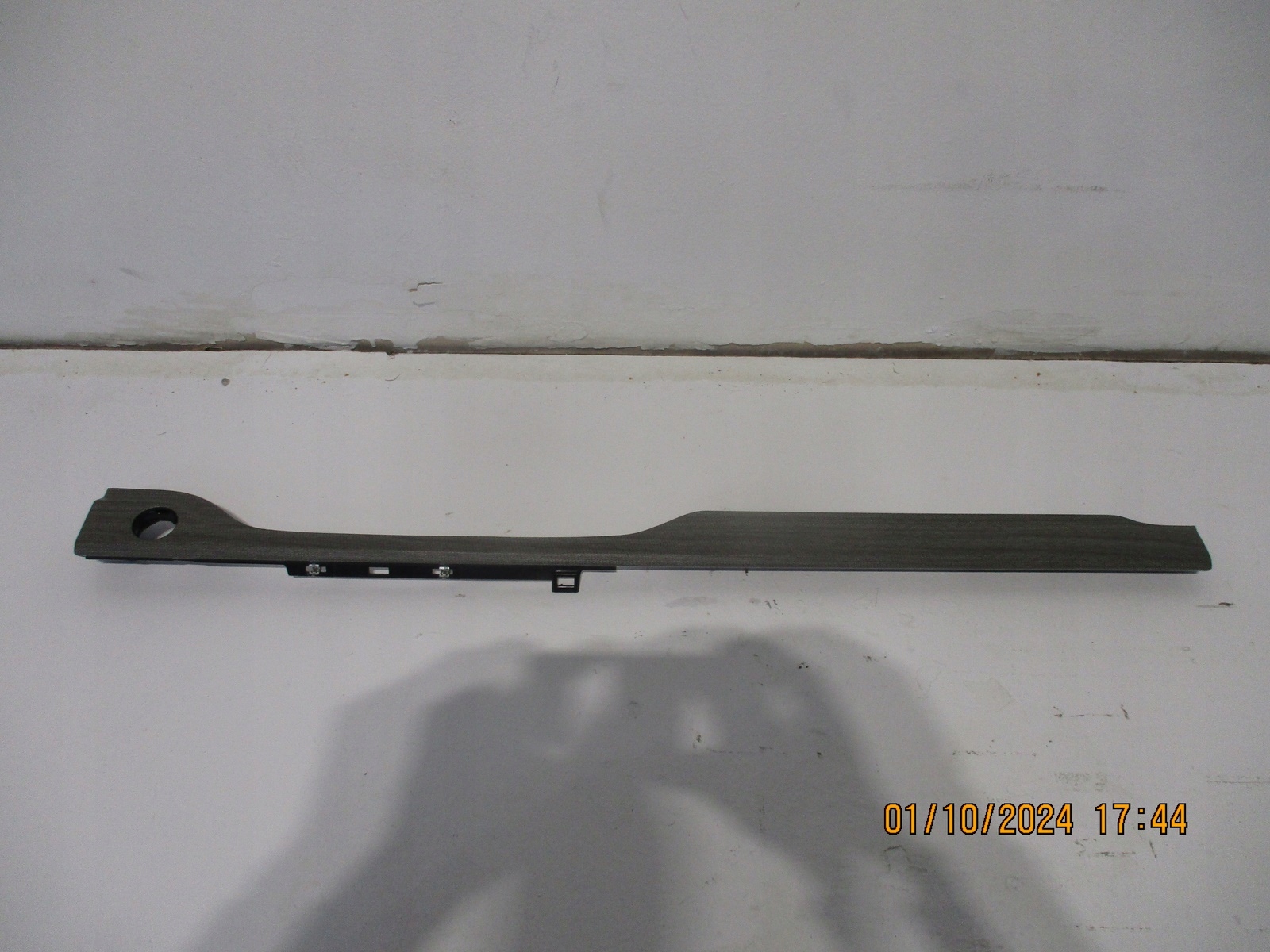 Moulage Console CITROEN C5 X 98370609