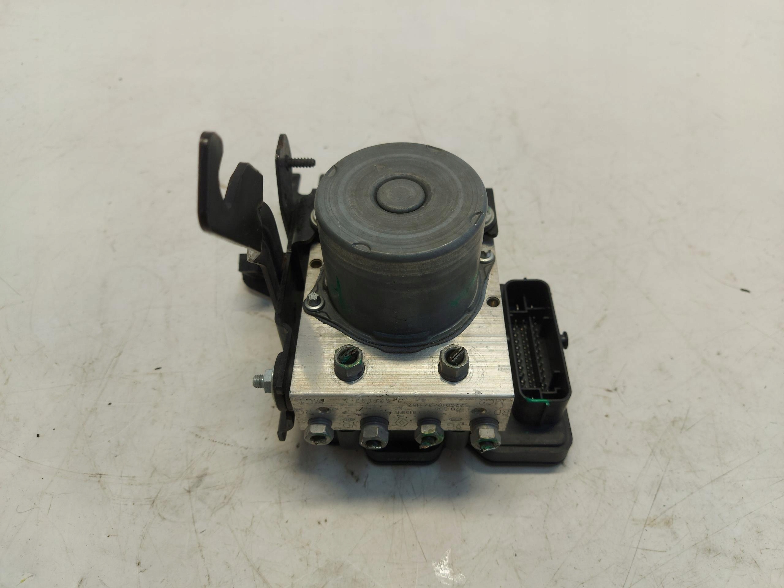 Renault Arkana, RS-Line Pompa ABS 476608195R